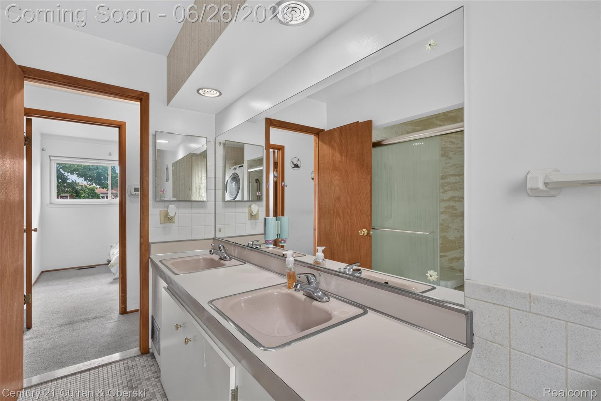 13321 Perry Circle