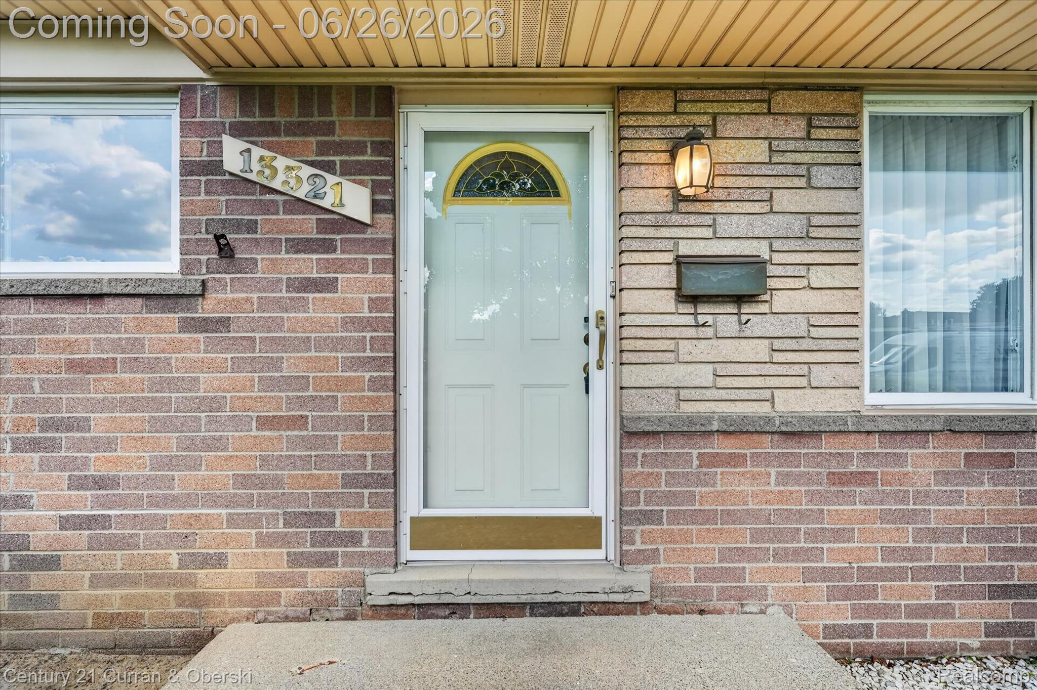 13321 Perry Circle