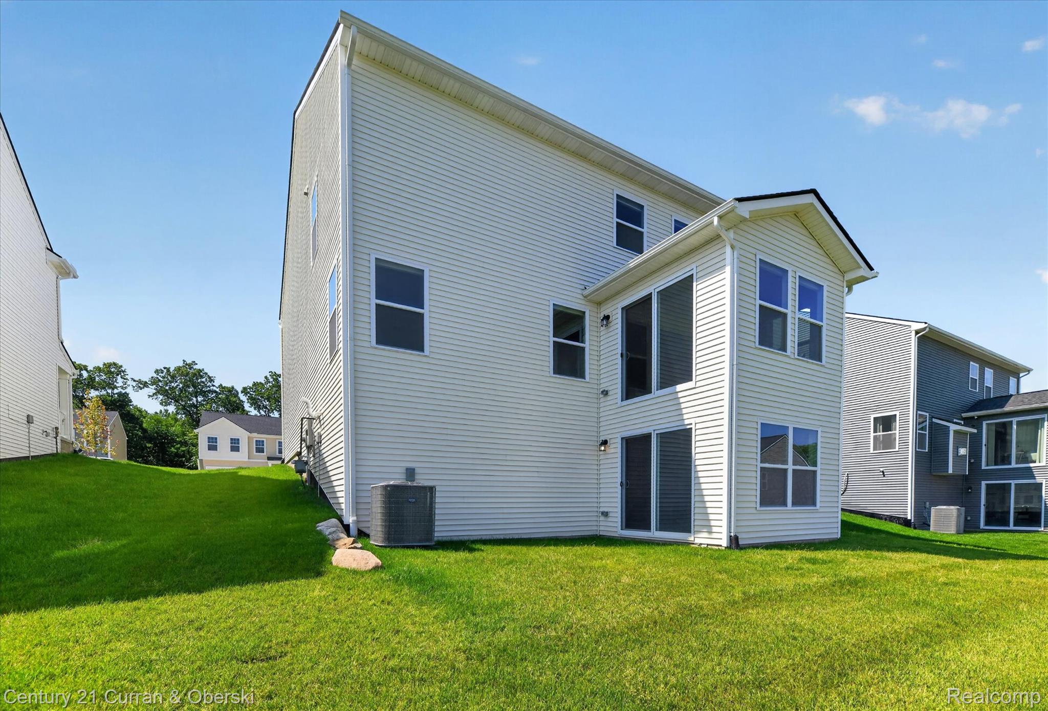 8404 Capstone Drive