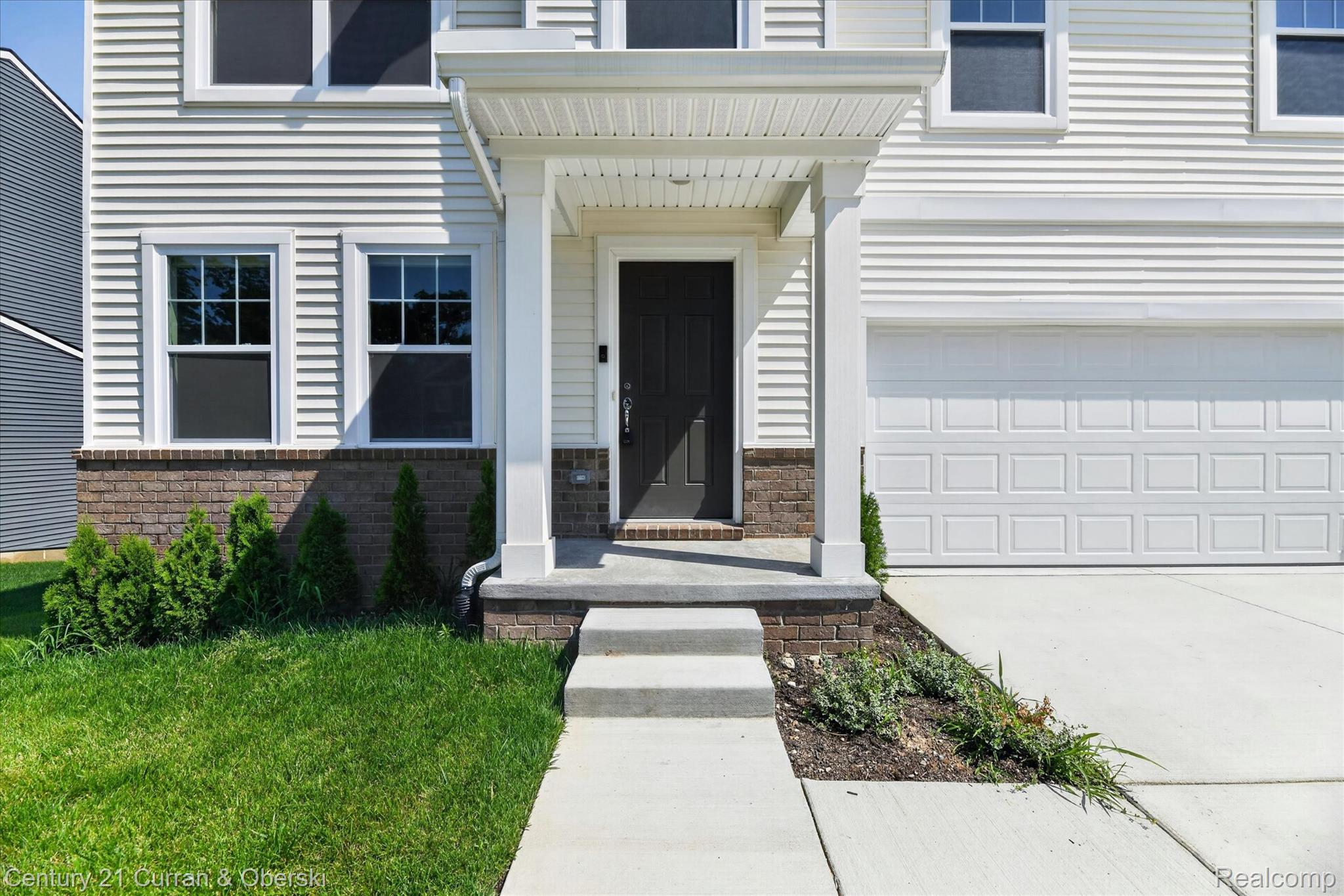 8404 Capstone Drive