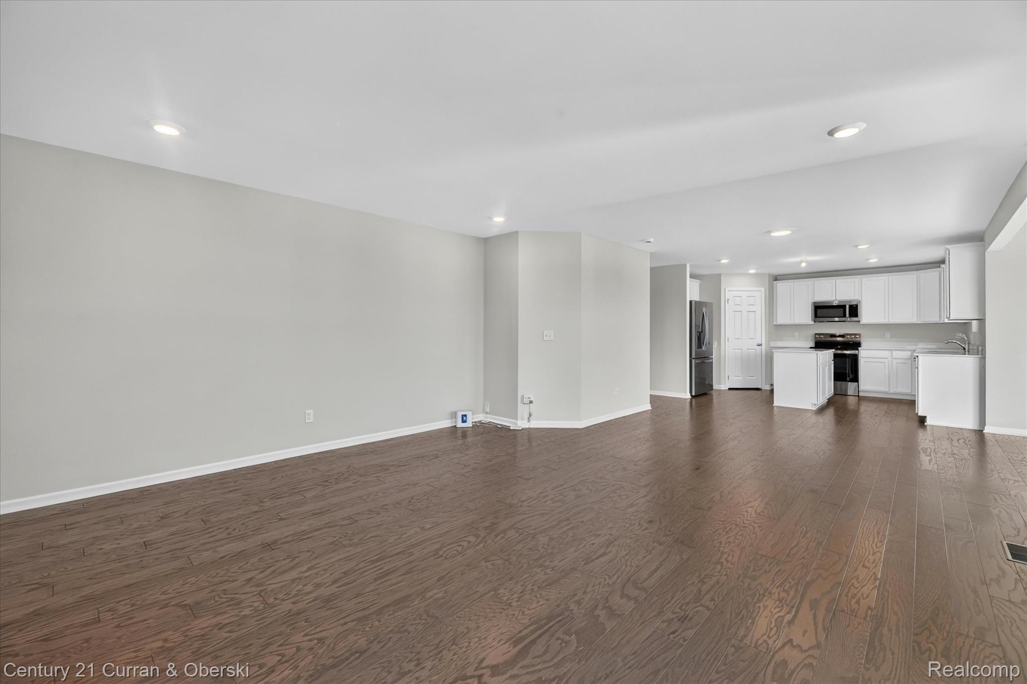 8404 Capstone Drive