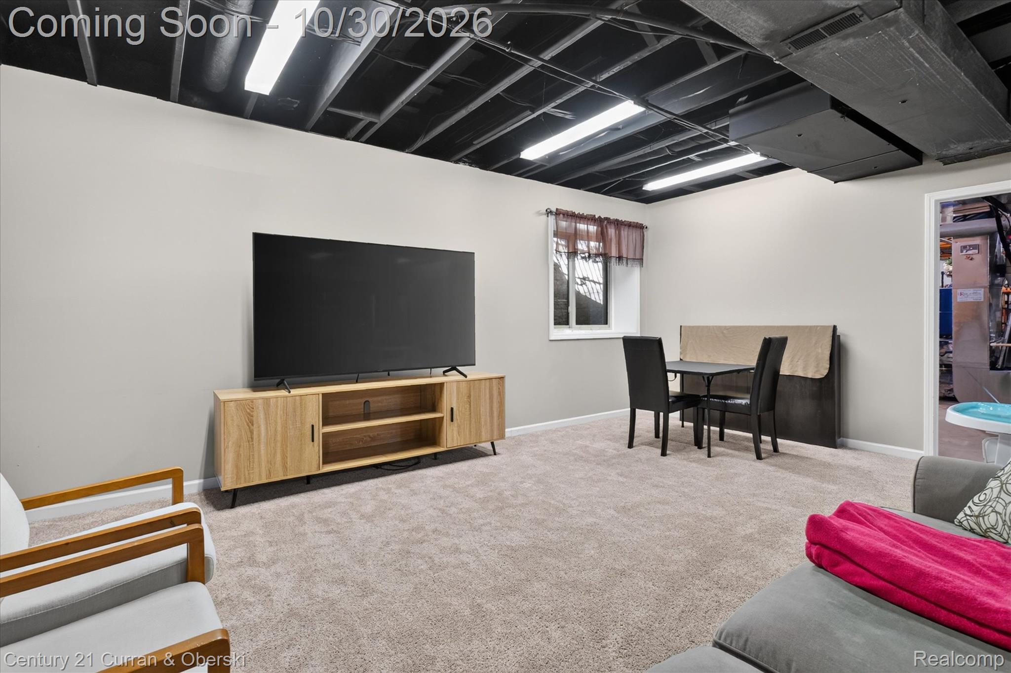 6307 Wildwood LN
