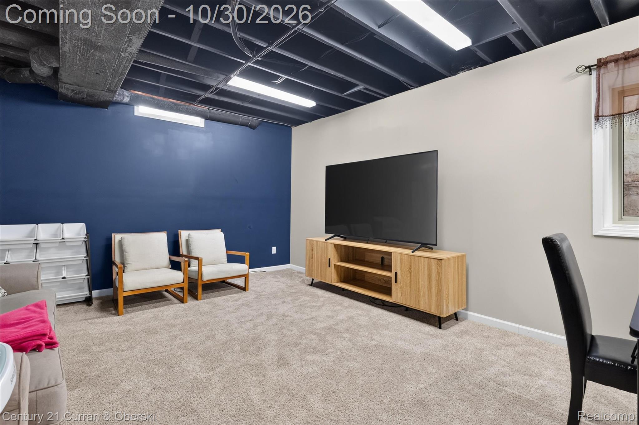 6307 Wildwood LN