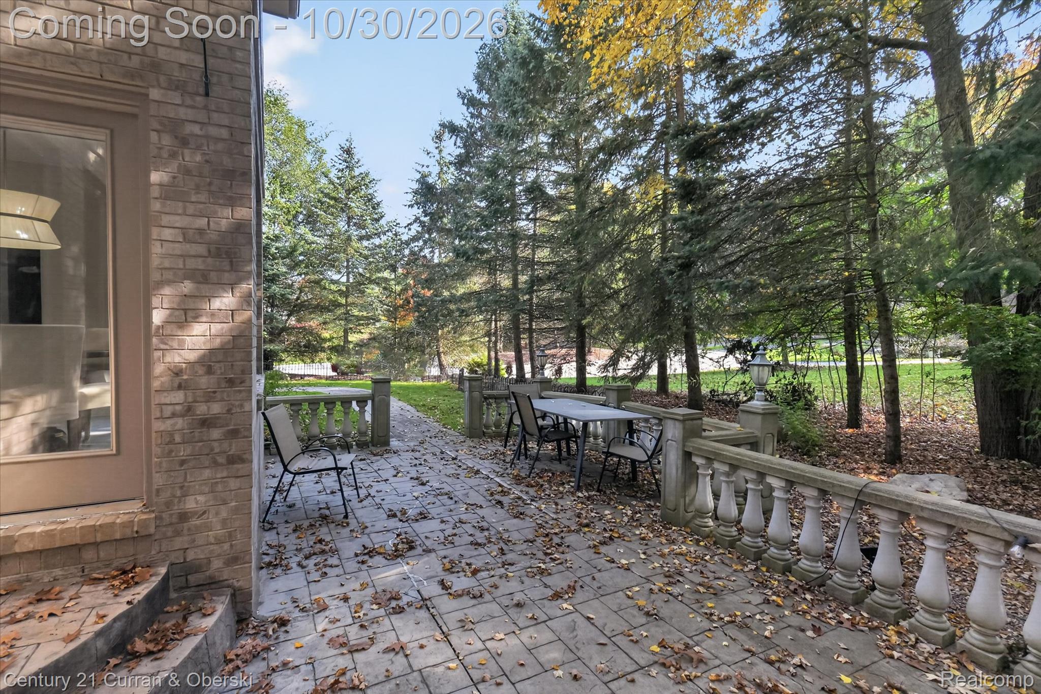 6307 Wildwood LN