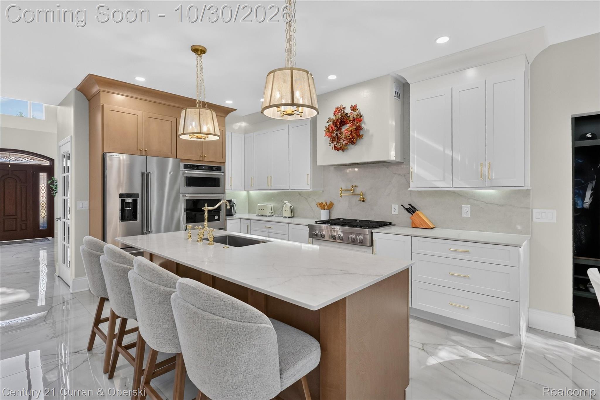 6307 Wildwood LN