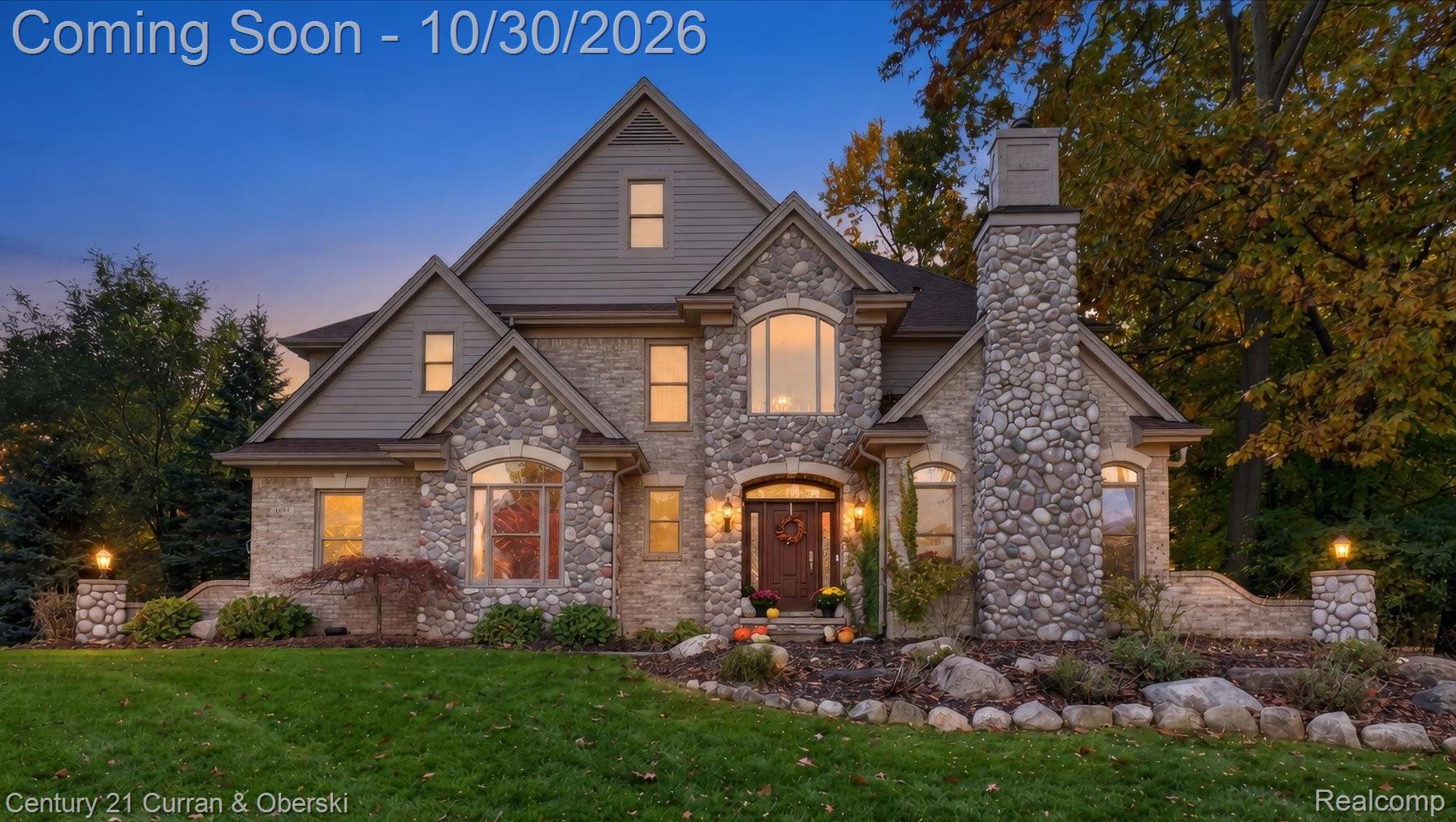 6307 Wildwood LN
