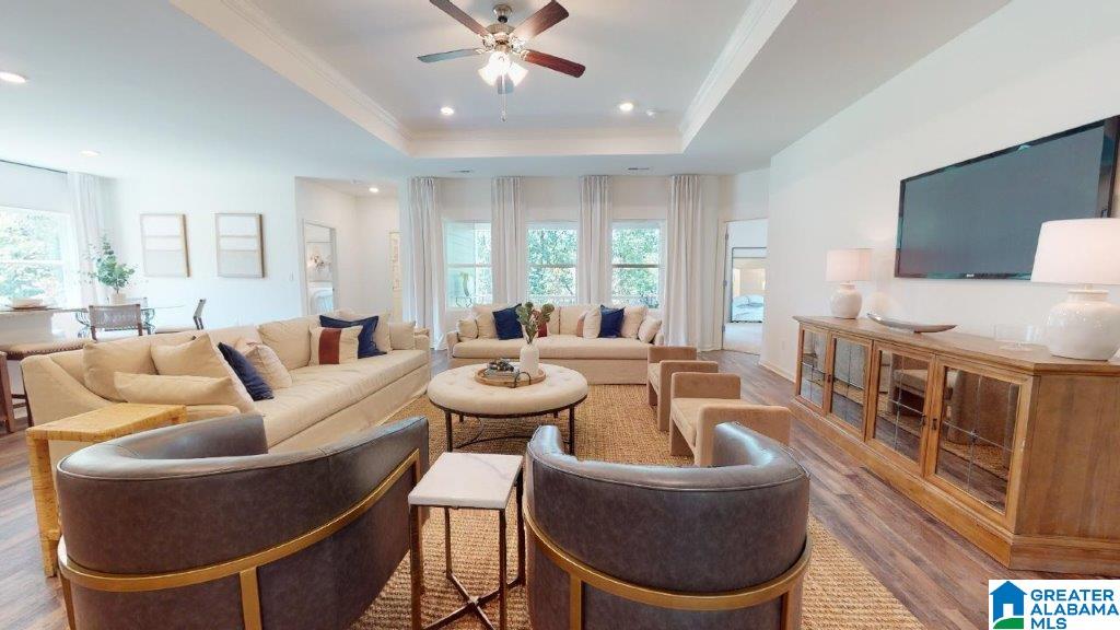 499 CLEARWATER TERRACE