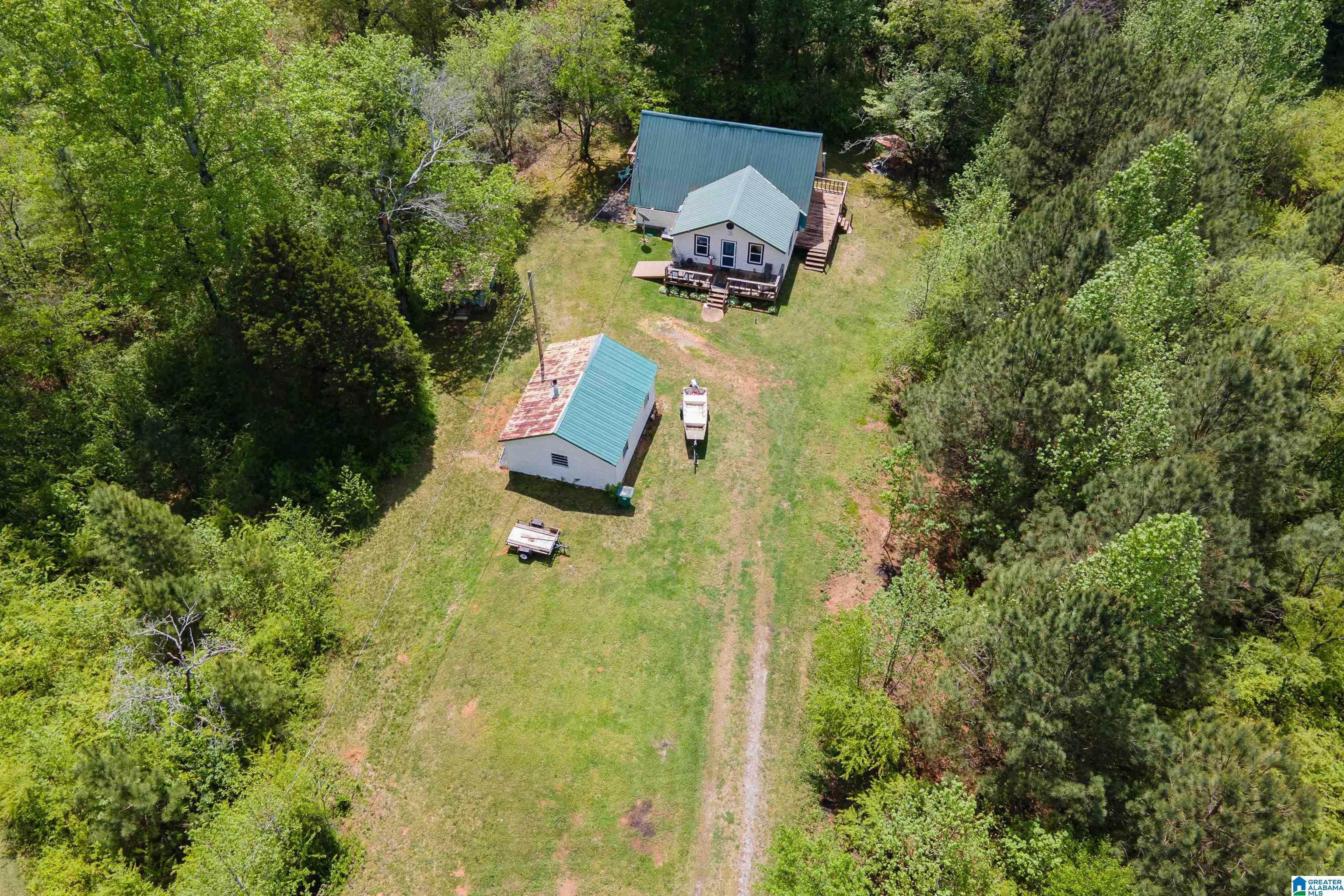 1061 COUNTY ROAD 998