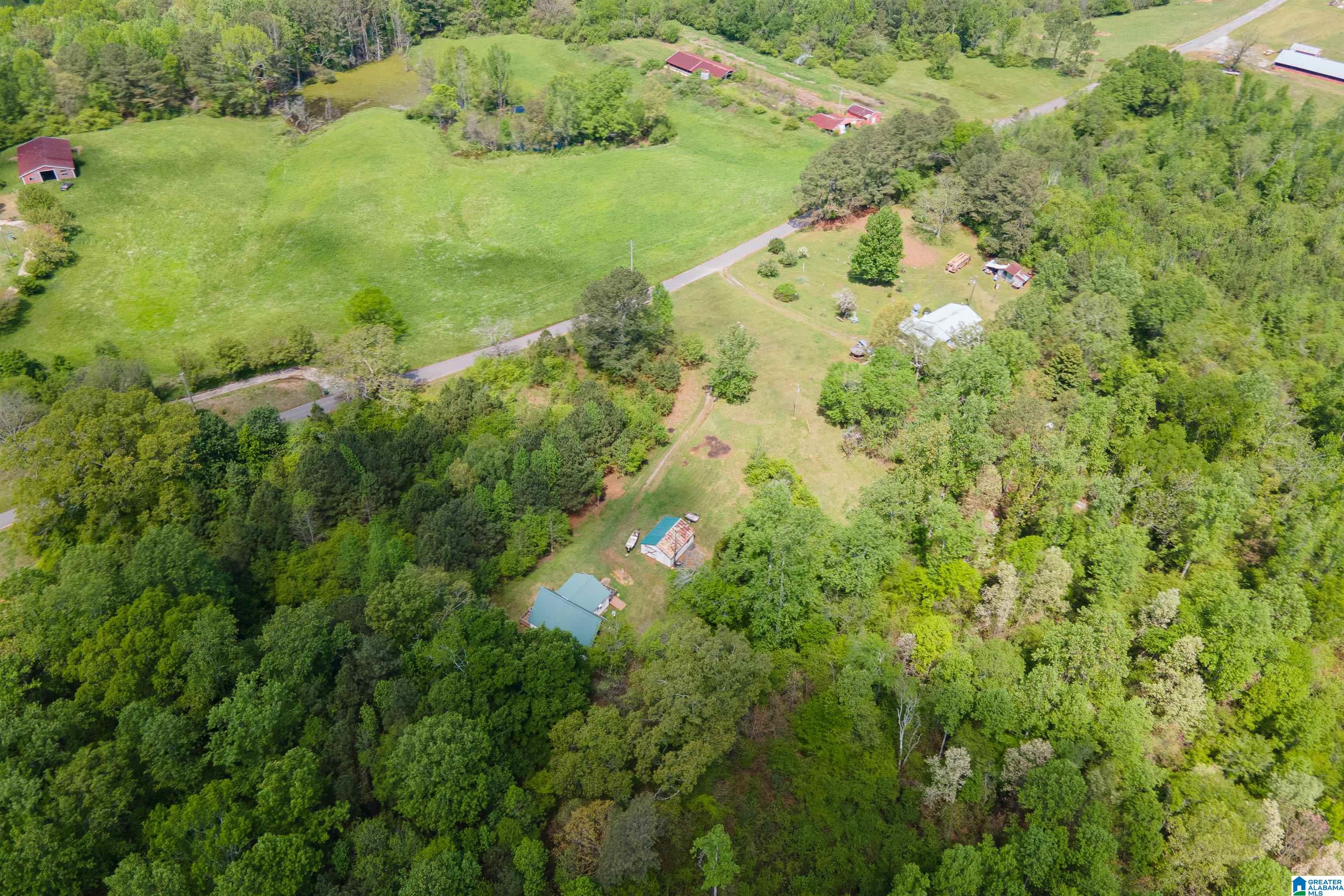 1061 COUNTY ROAD 998