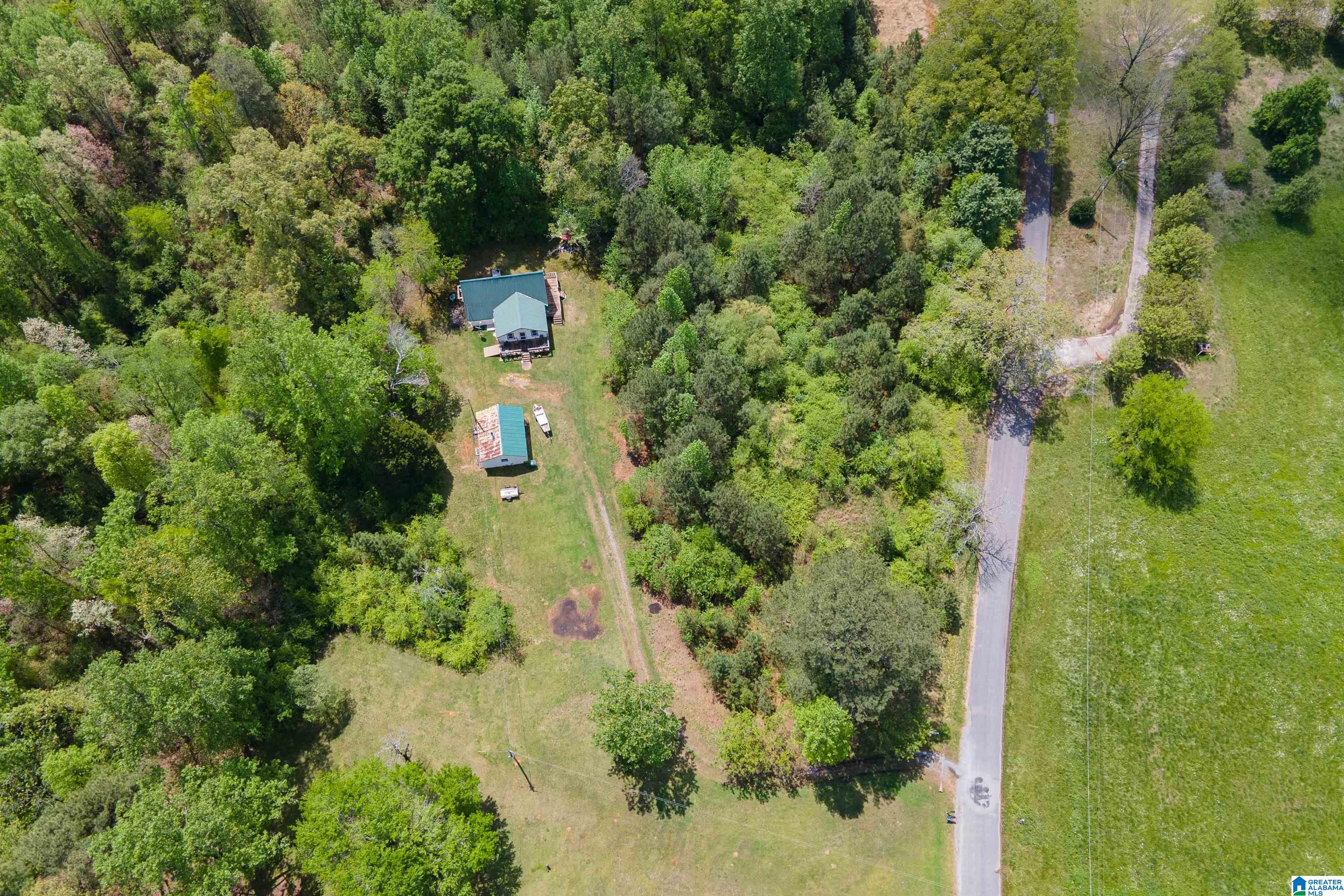 1061 COUNTY ROAD 998