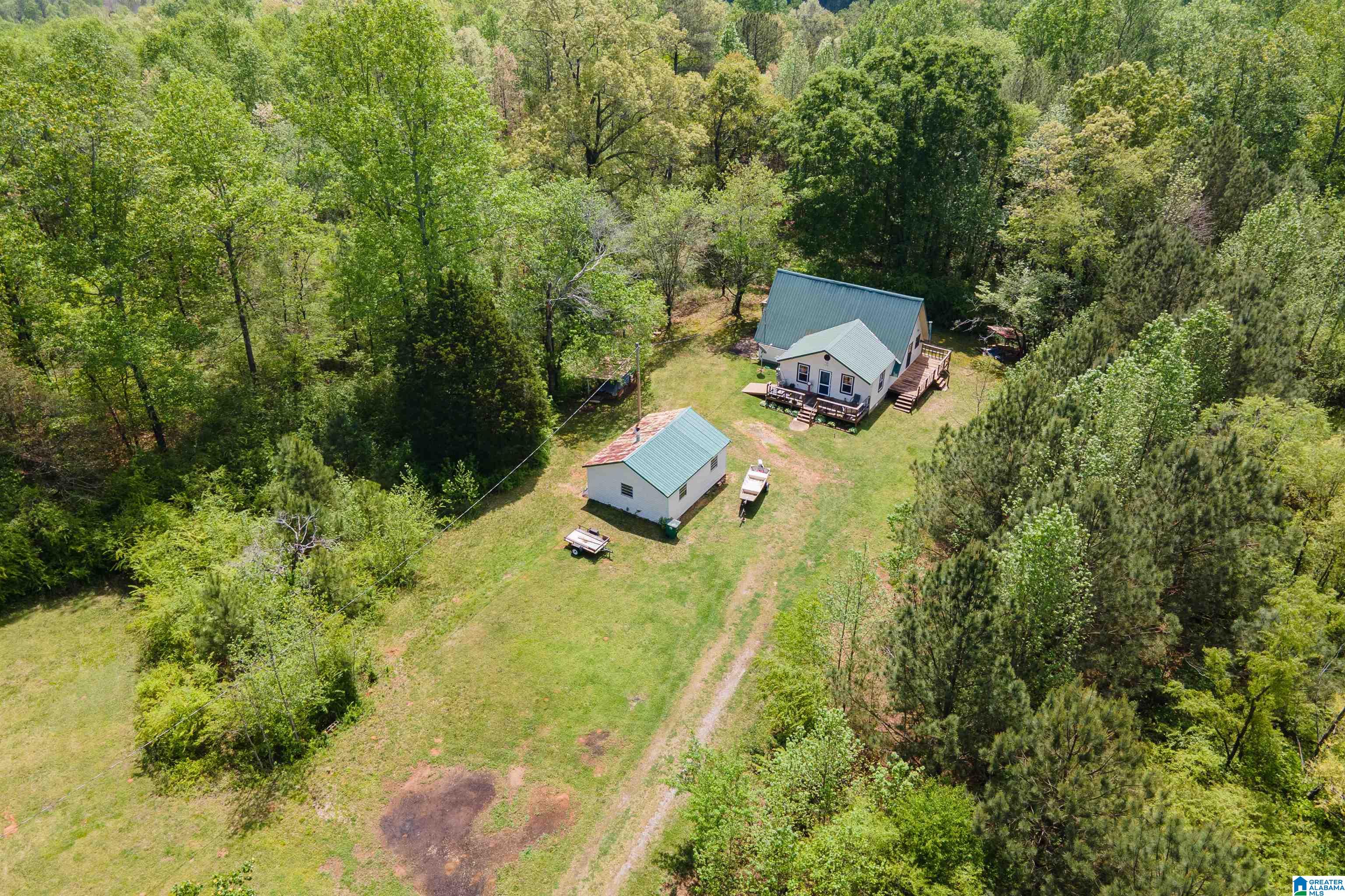 1061 COUNTY ROAD 998