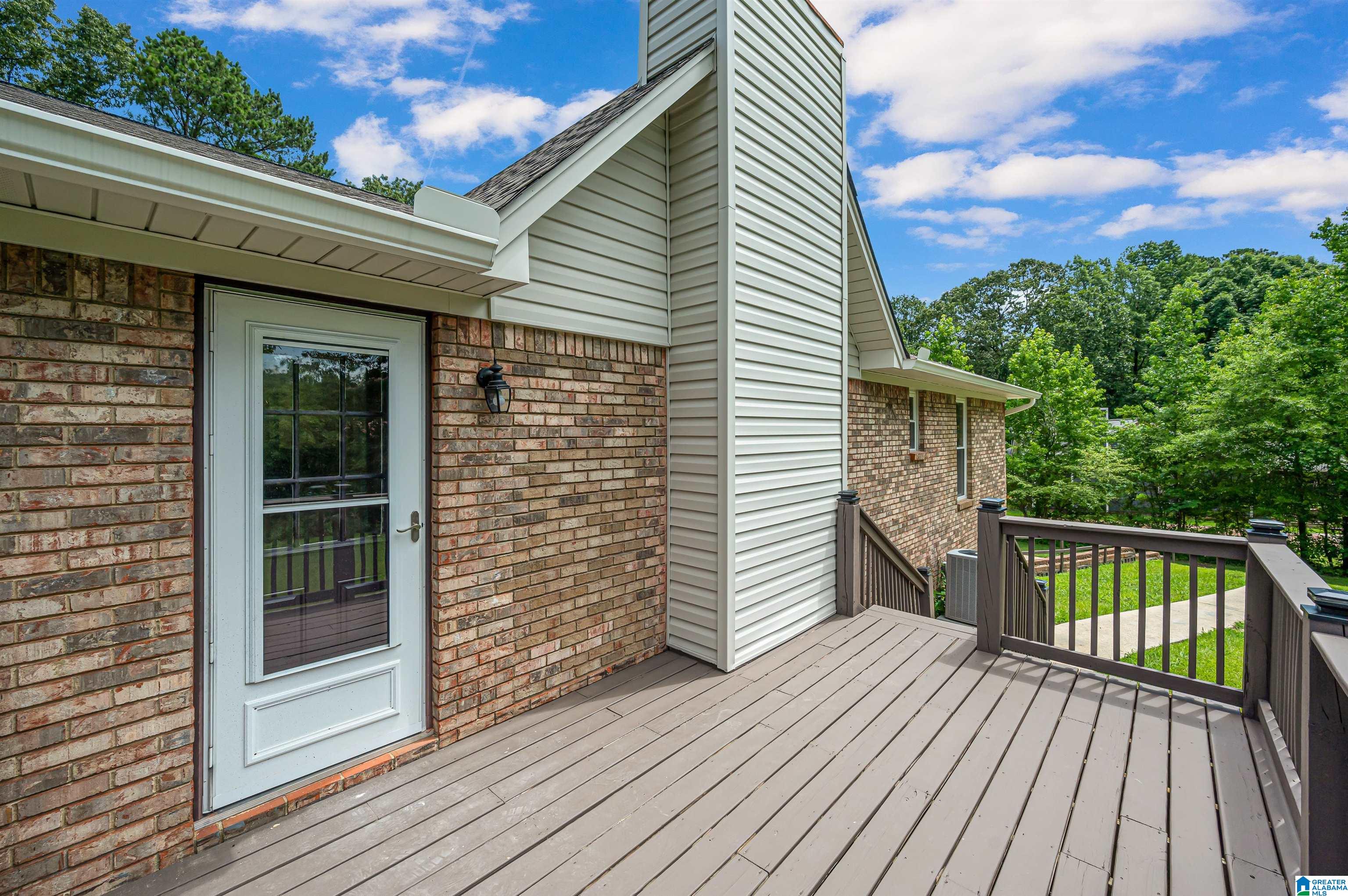 3239 FIELDALE DRIVE