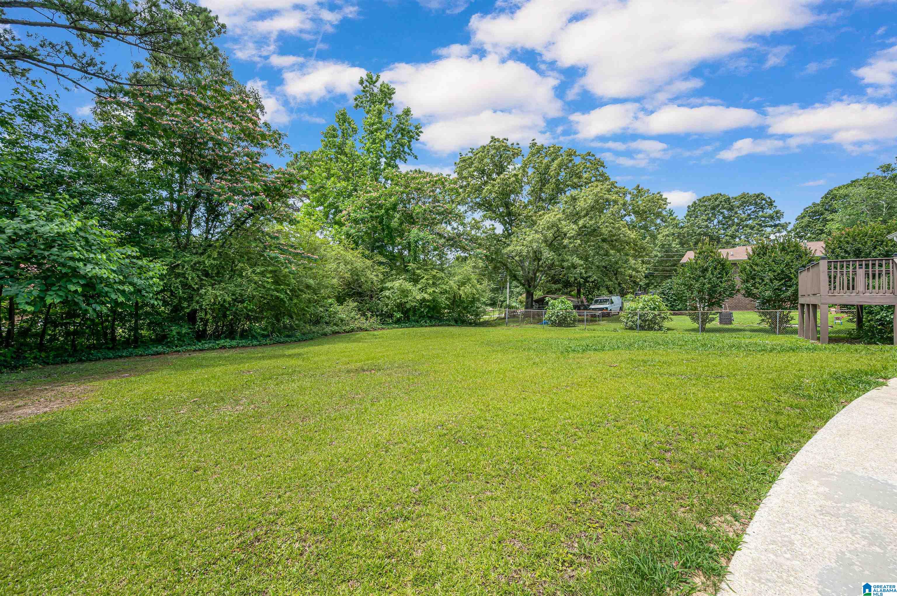3239 FIELDALE DRIVE
