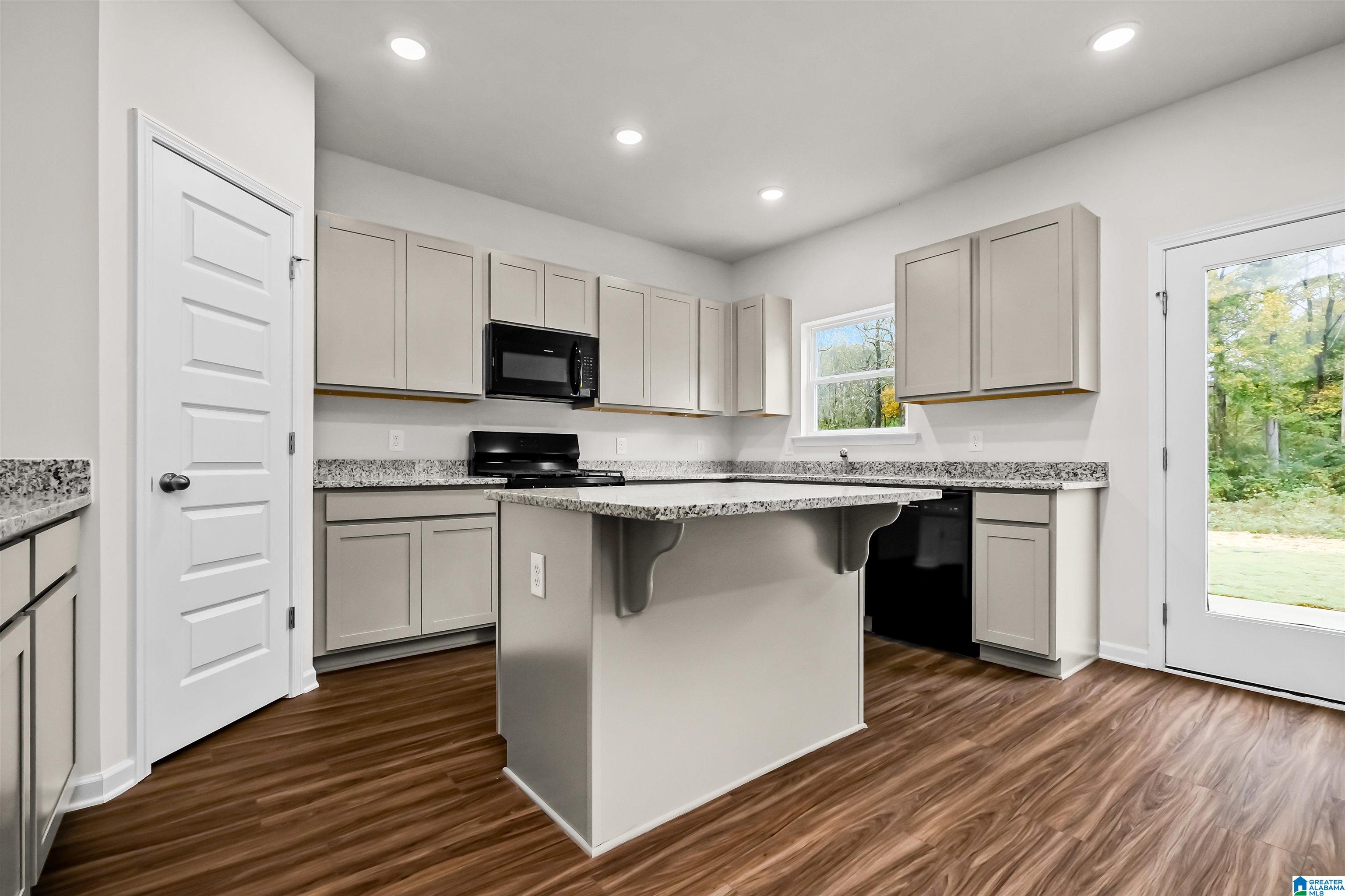 3288 PONDEROSA PARKWAY