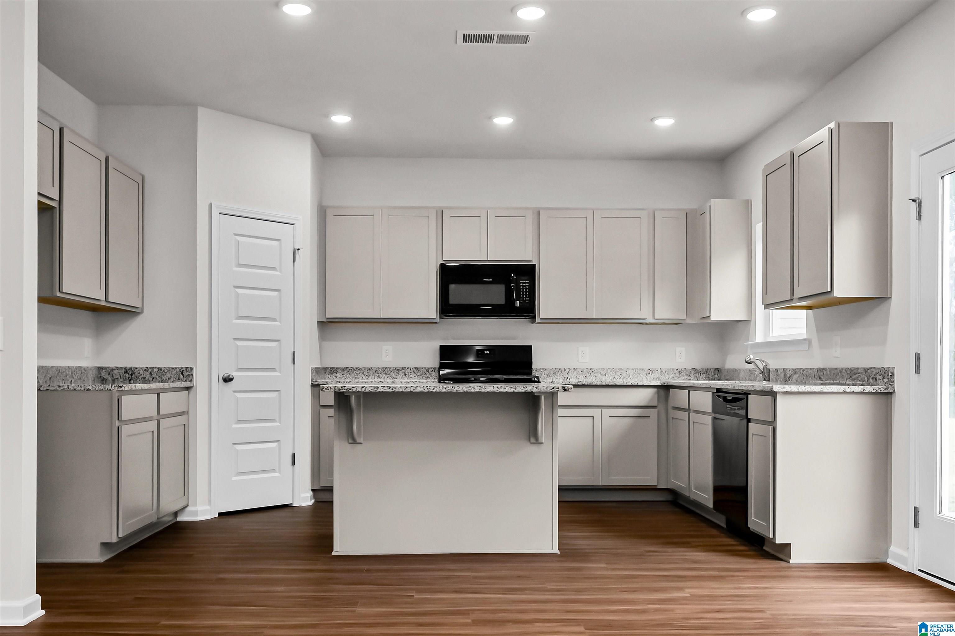 3288 PONDEROSA PARKWAY