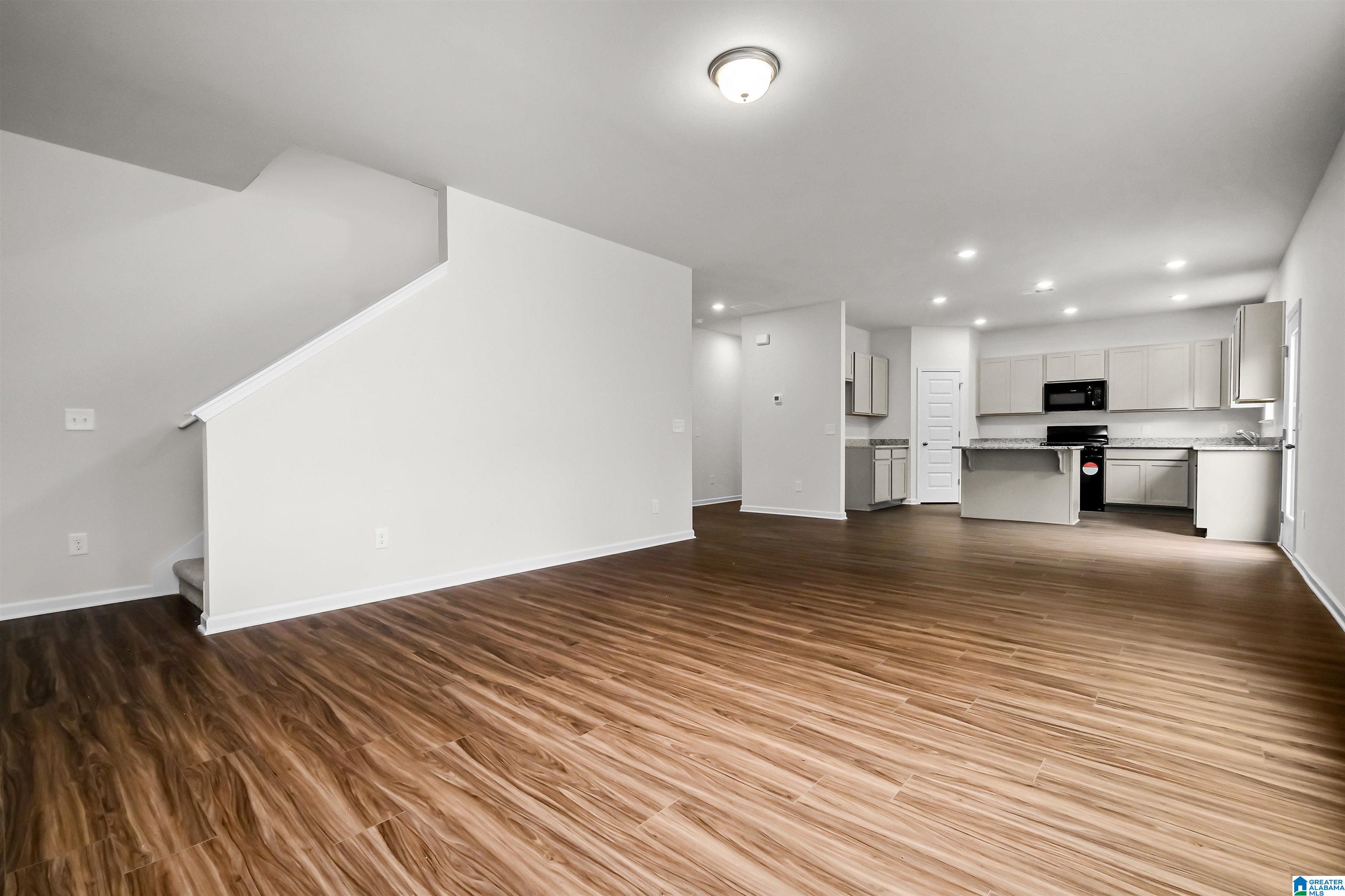 3288 PONDEROSA PARKWAY