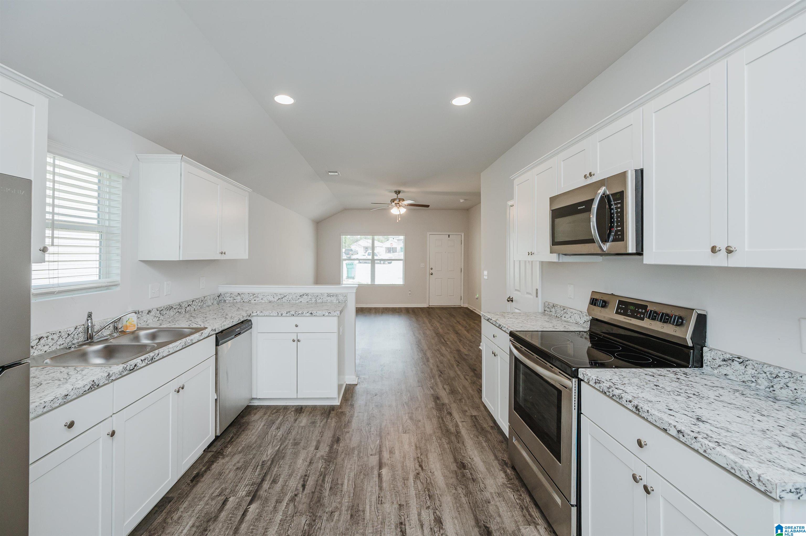 12653 WATERBURY COVE