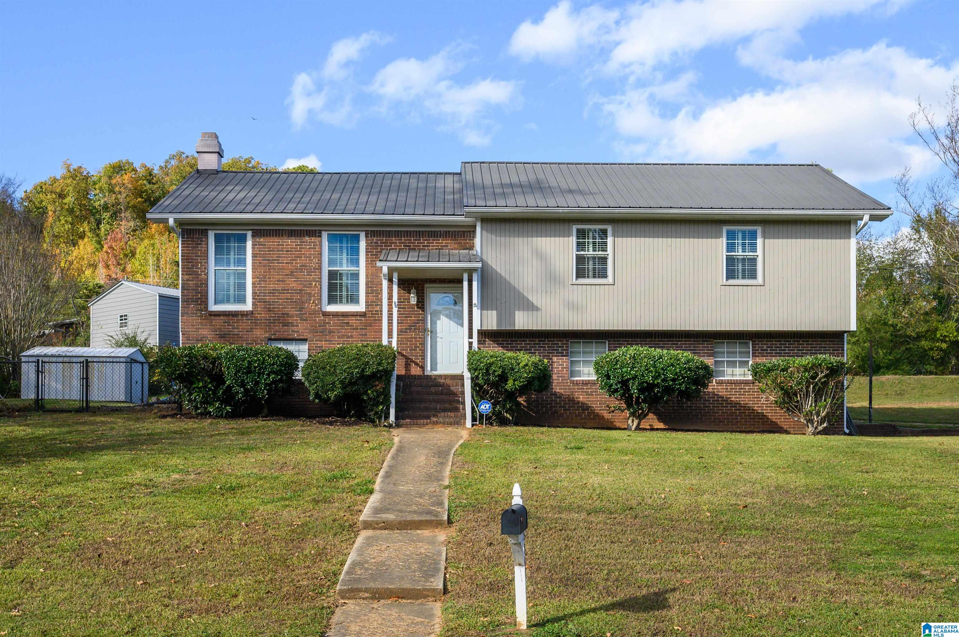 5544 BALBOA COURT