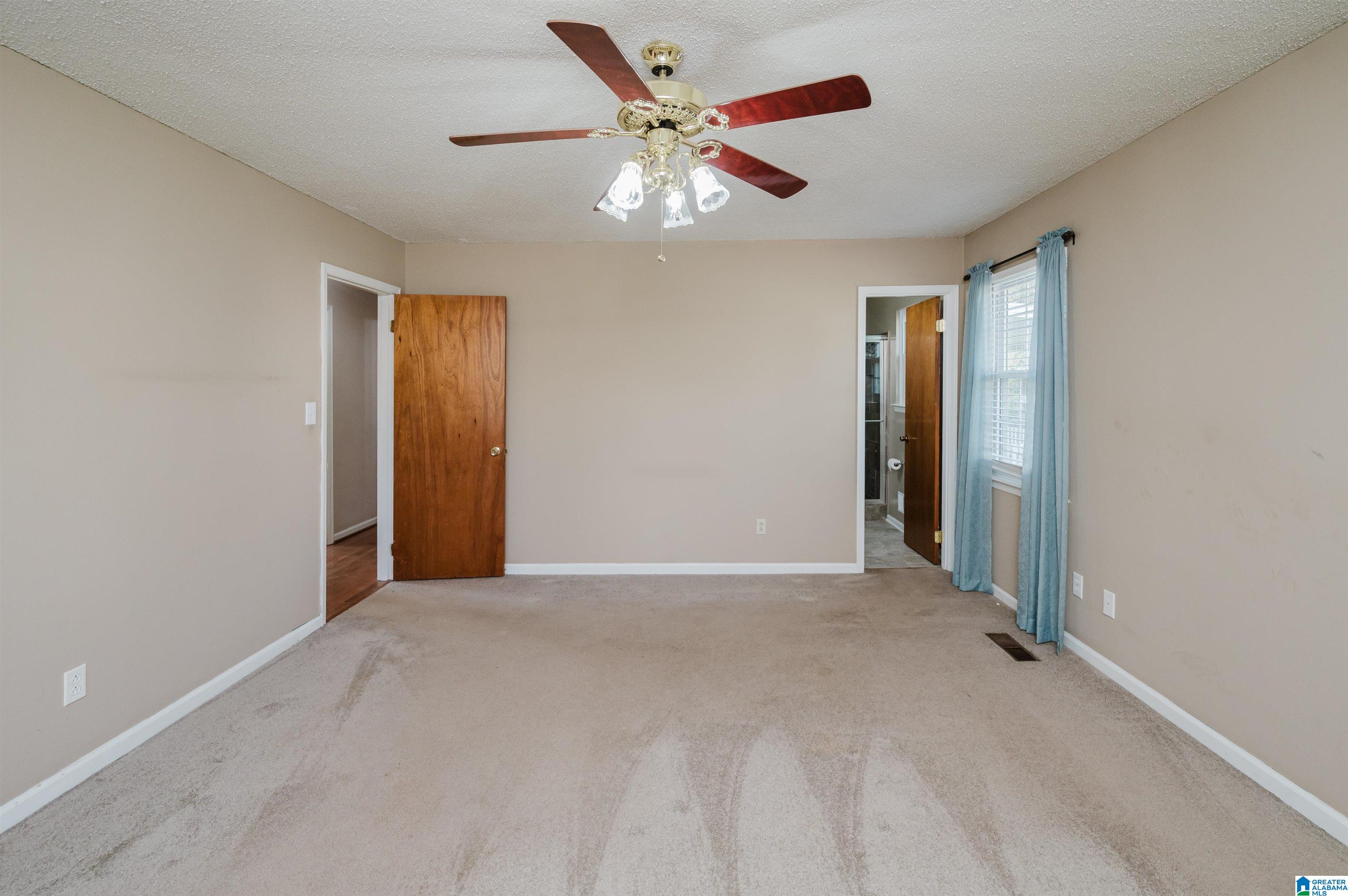 5544 BALBOA COURT