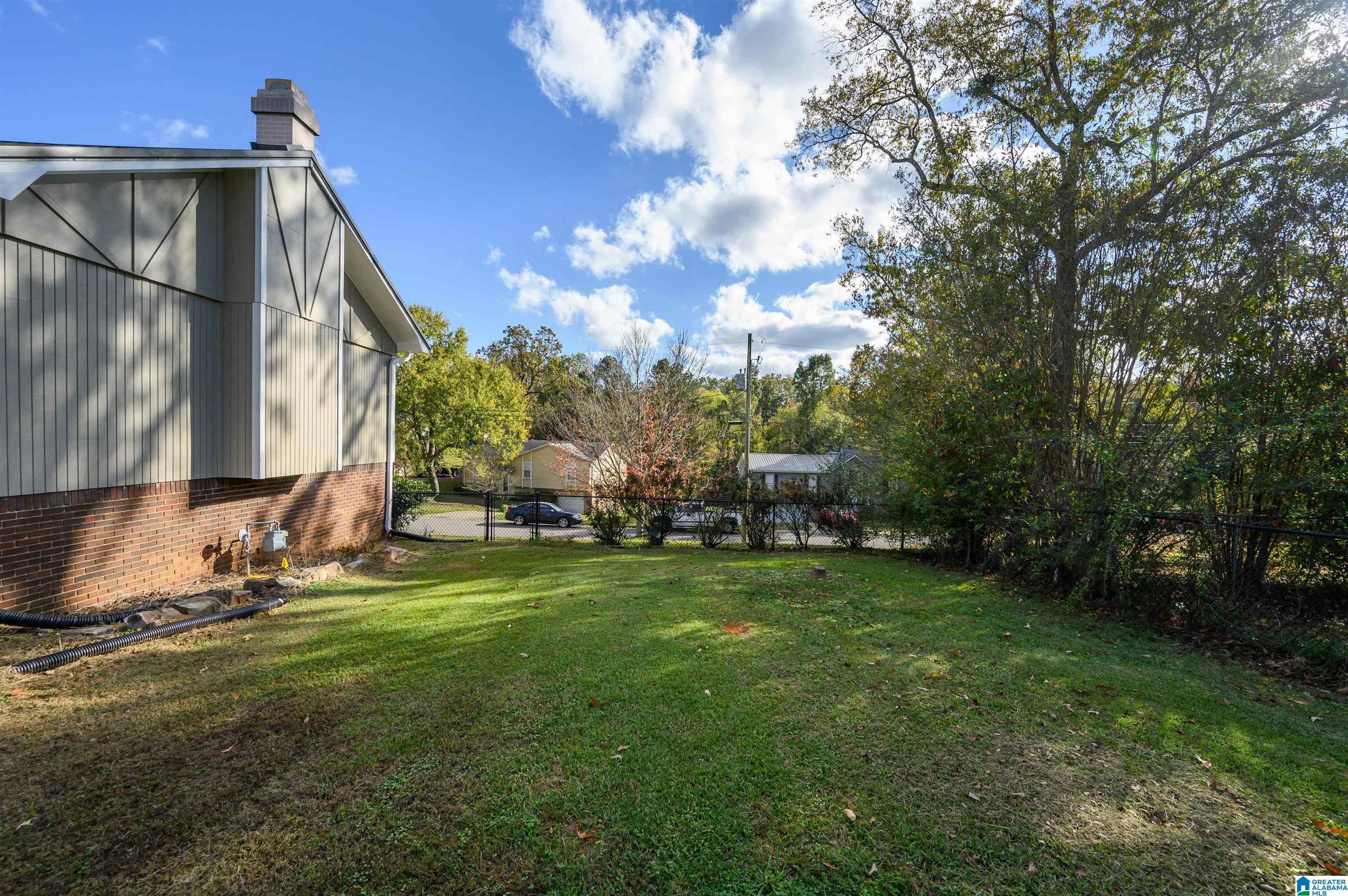 5544 BALBOA COURT