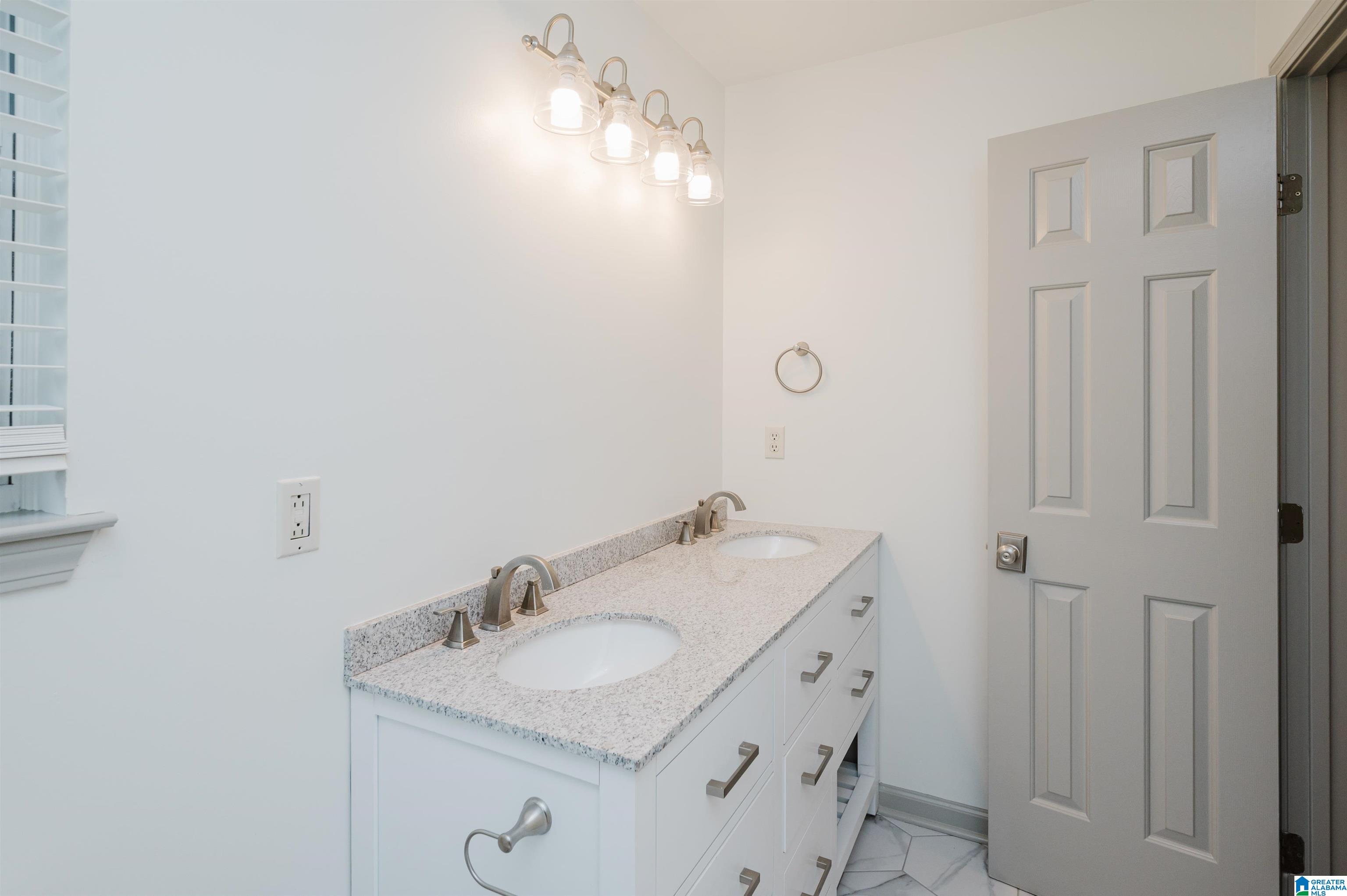 1707 BONE DRY ROAD
