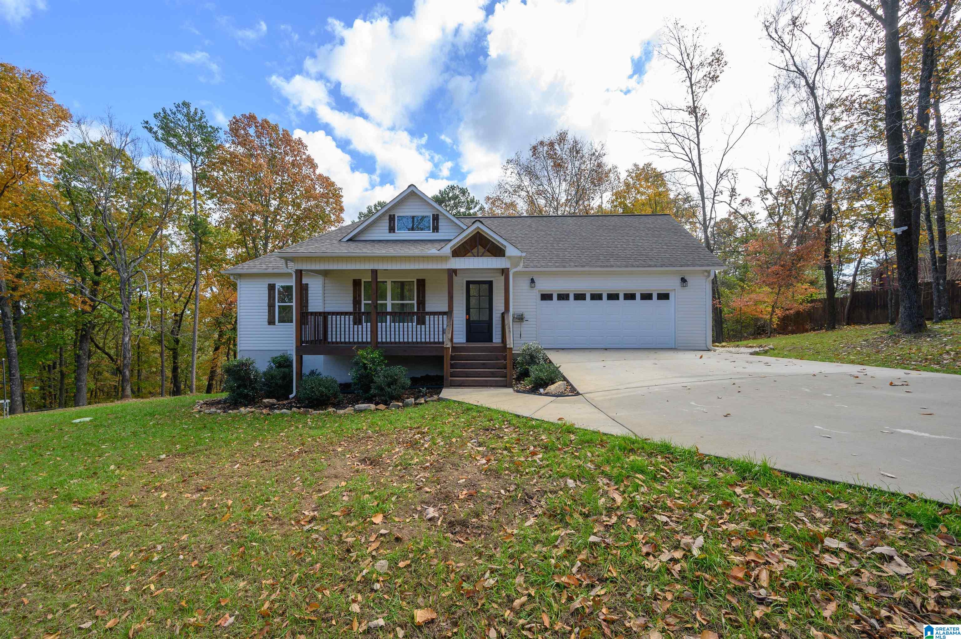 893 COUNTRY ROAD