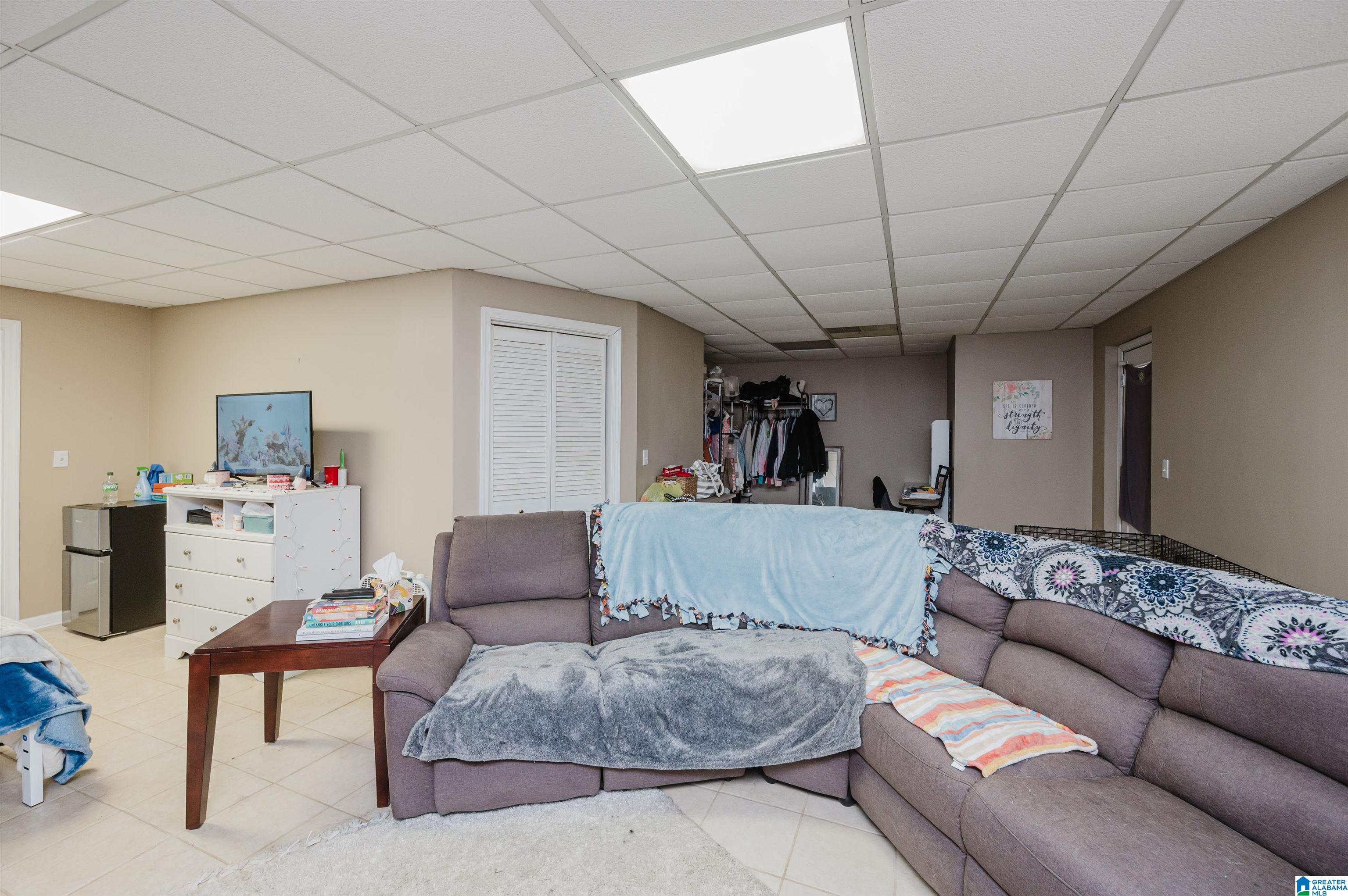 2700 WINDWOOD DRIVE