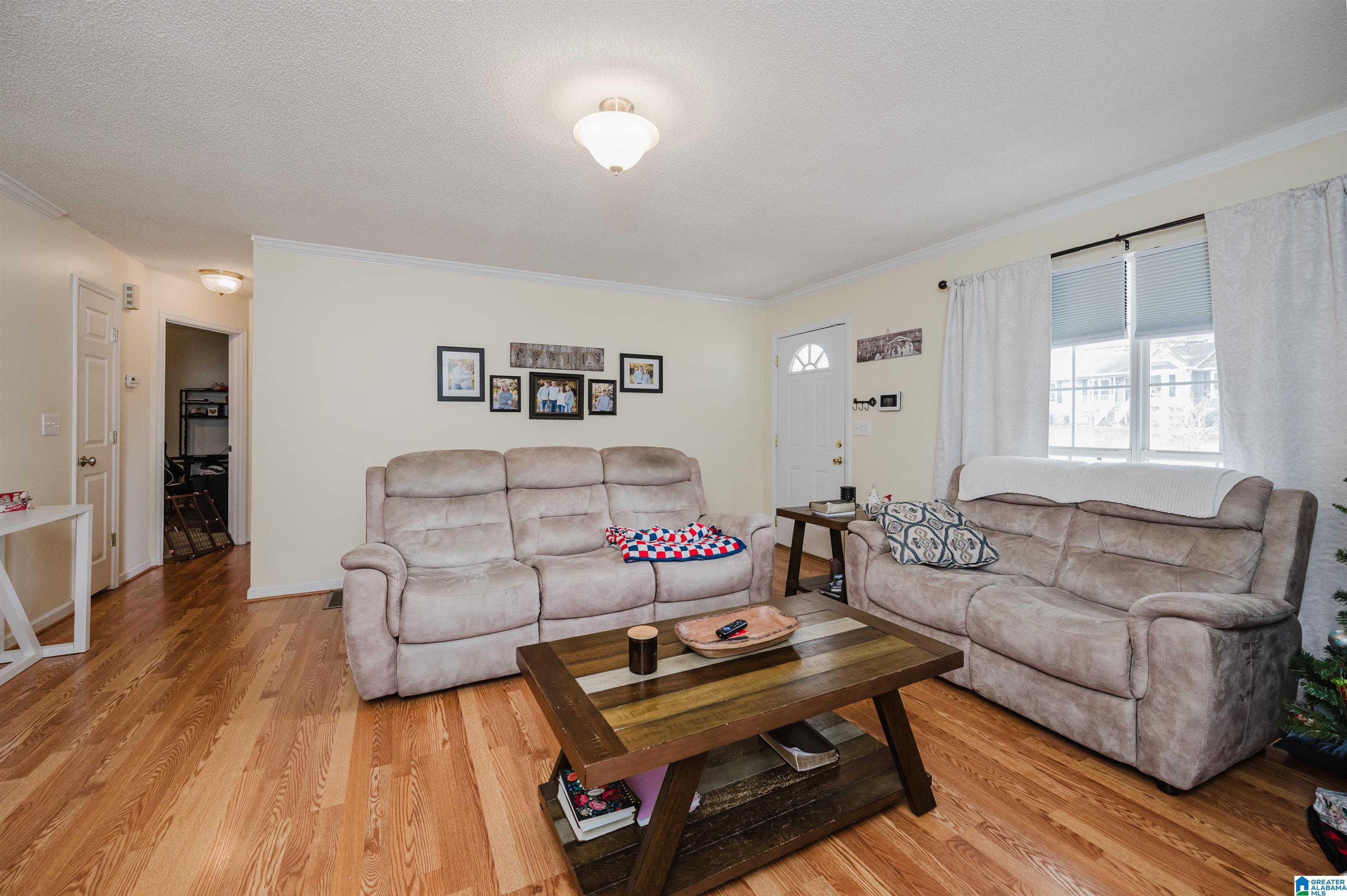 2700 WINDWOOD DRIVE