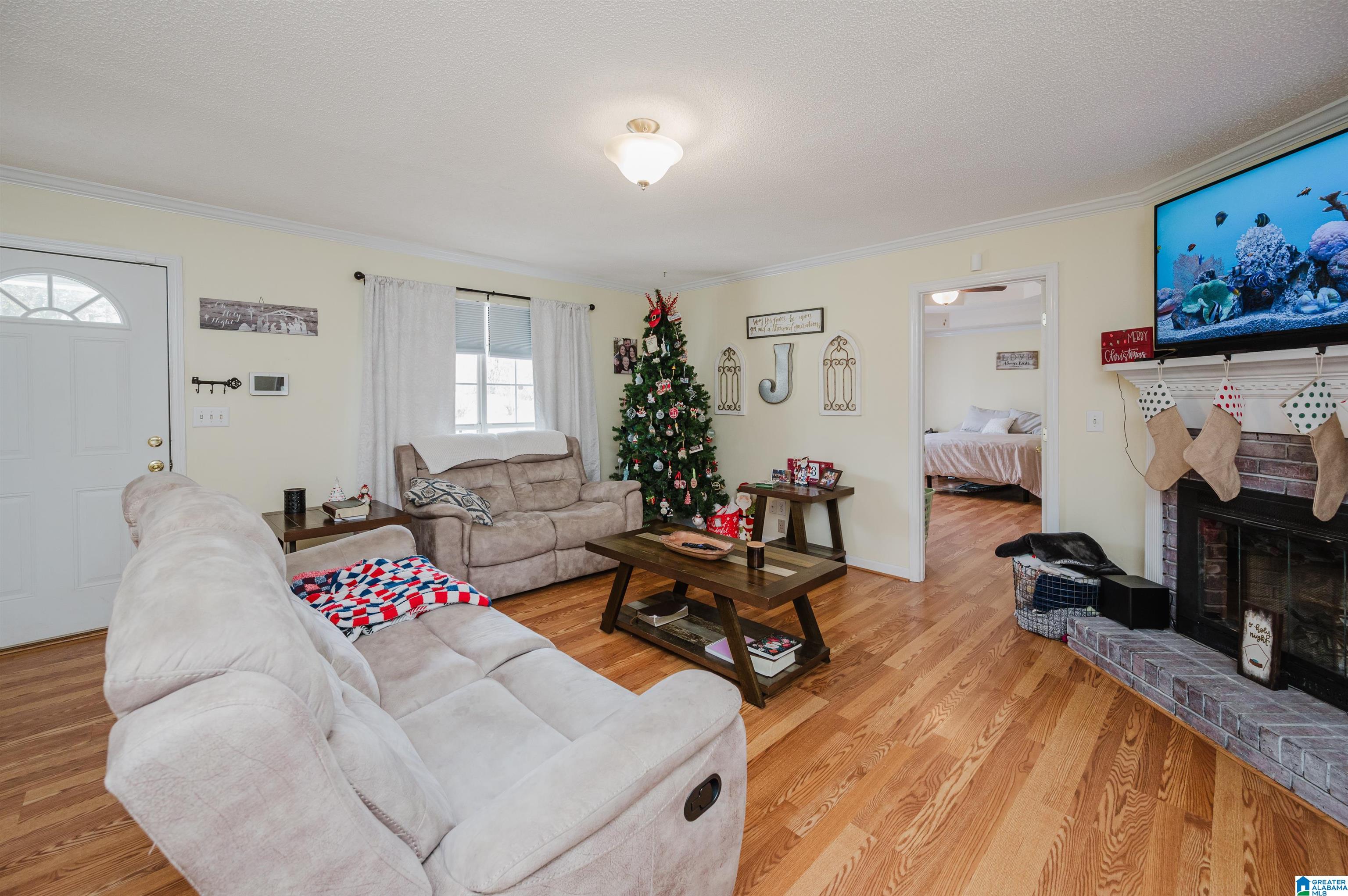 2700 WINDWOOD DRIVE