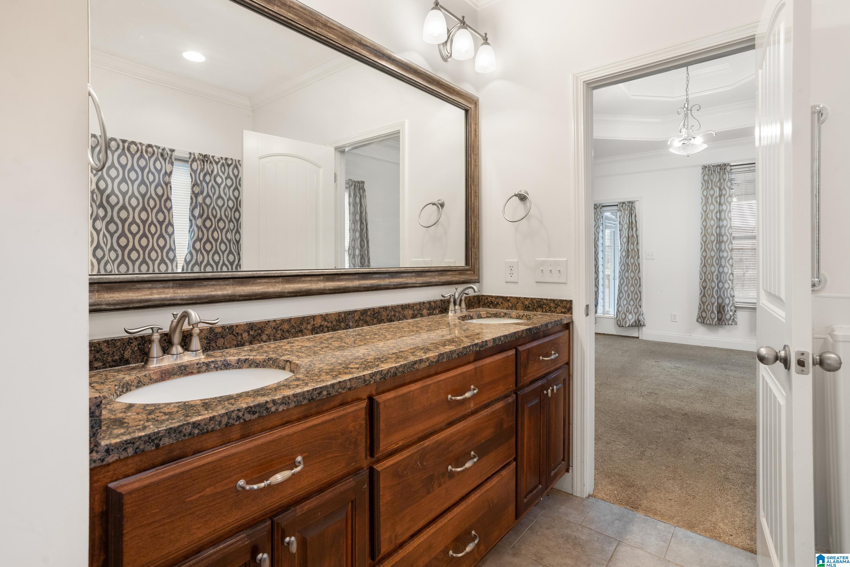 3013 LARKSPUR LANE