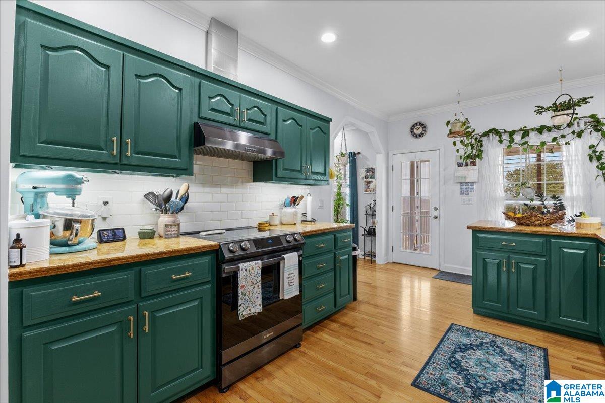 354 ORCHARD CIRCLE