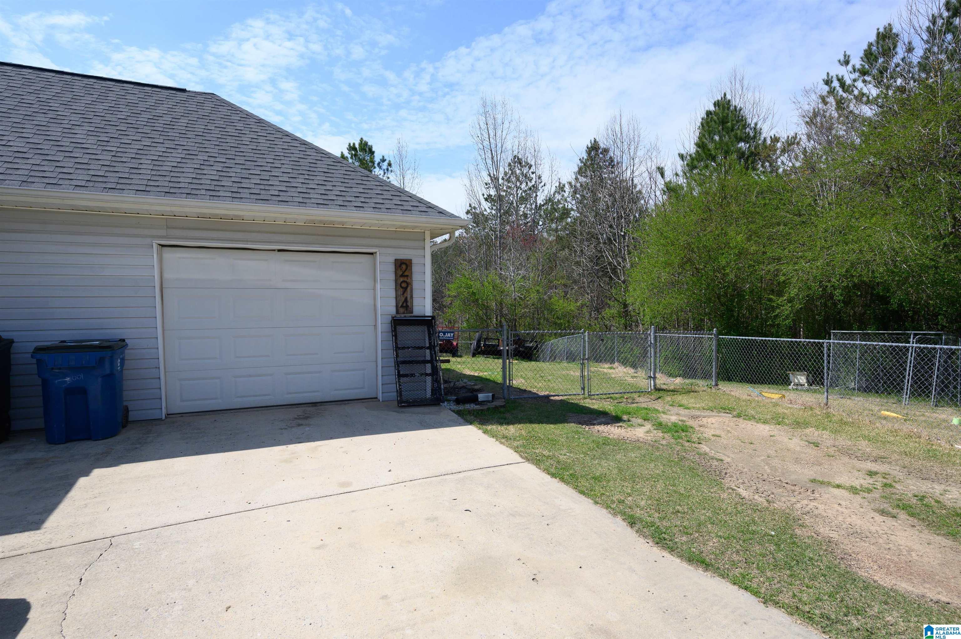 294 MIRANDA ROAD