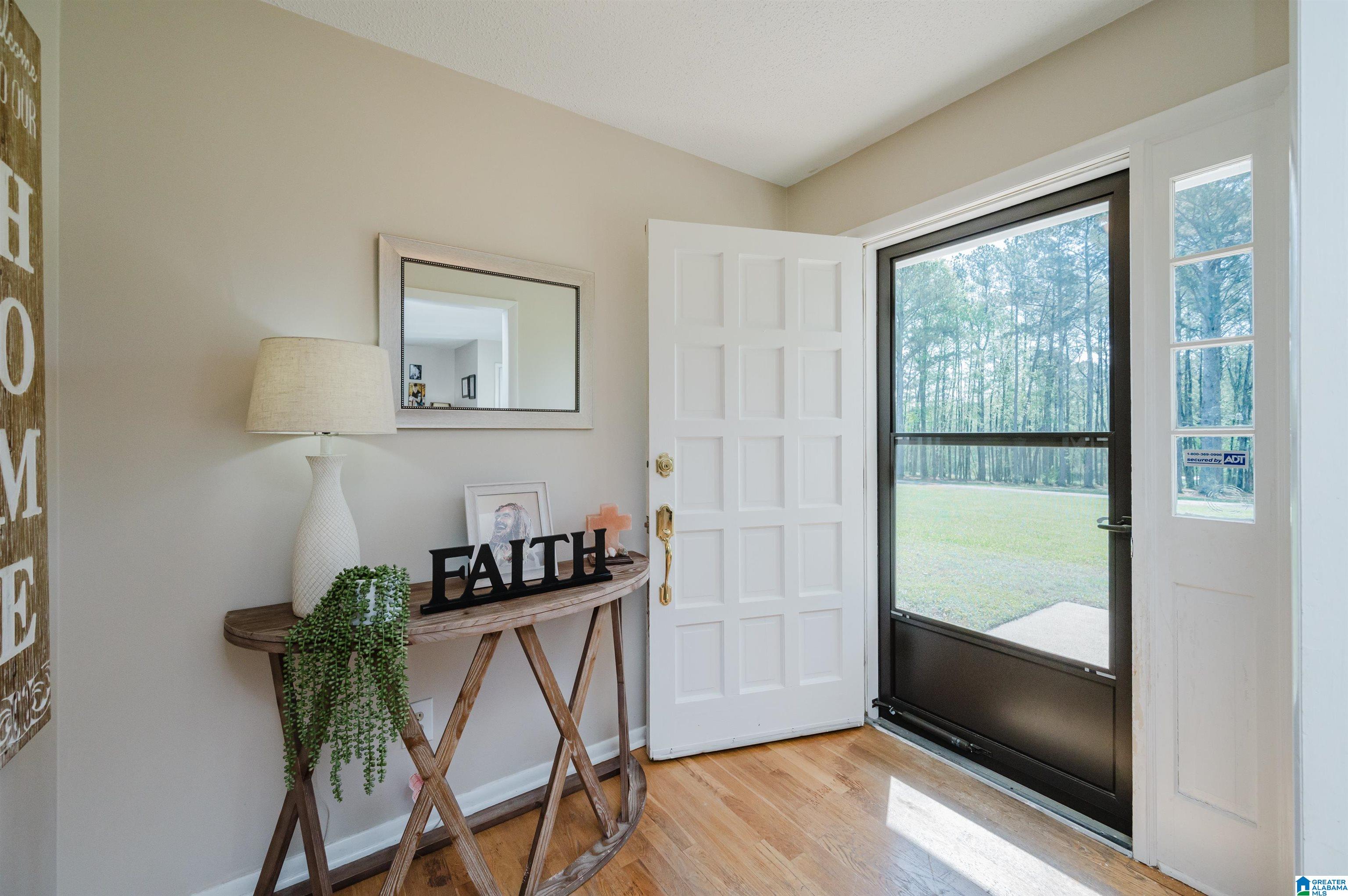 445 RIDGEWOOD DRIVE