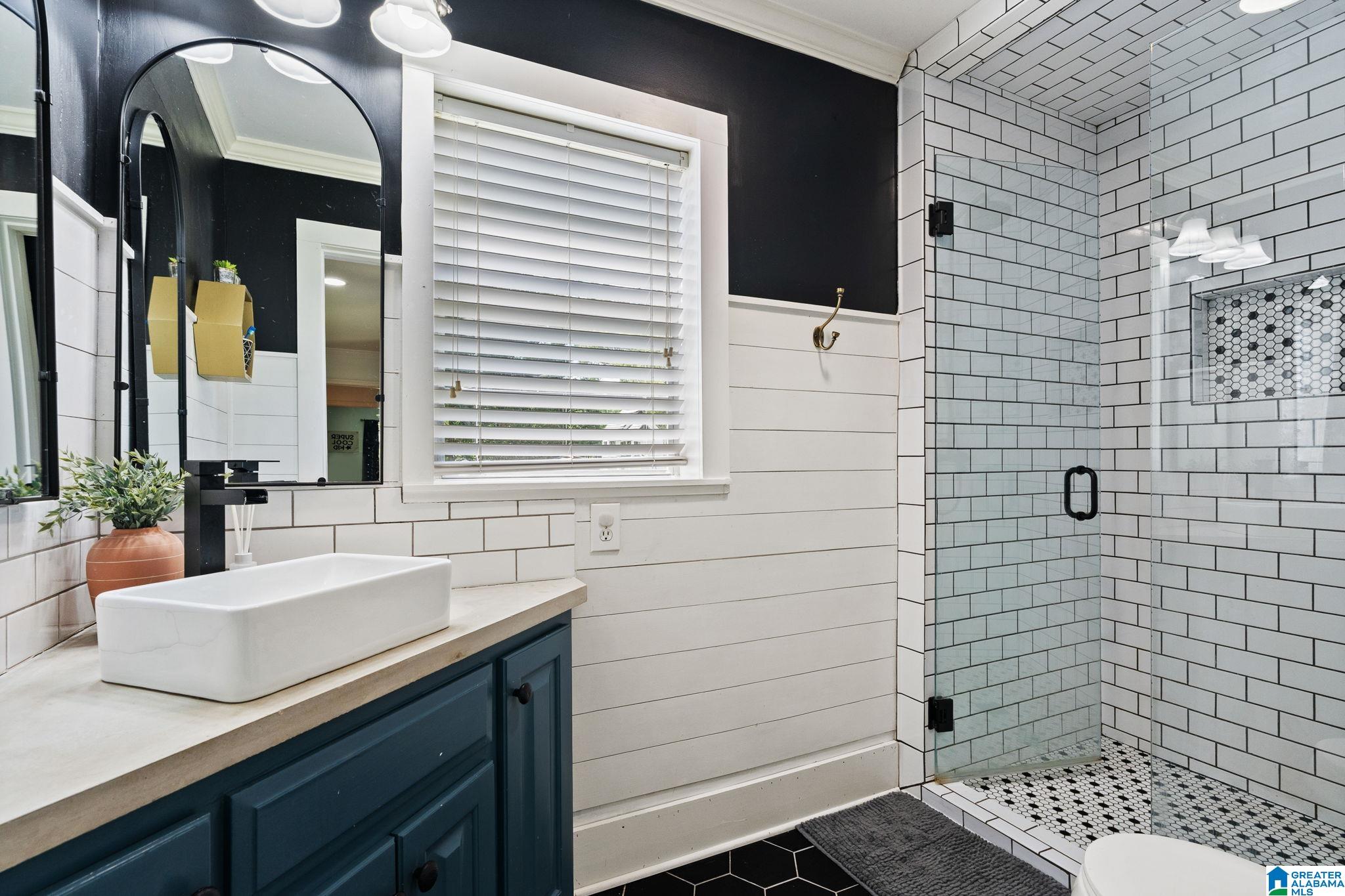 5200 SUTHERLAND ROAD