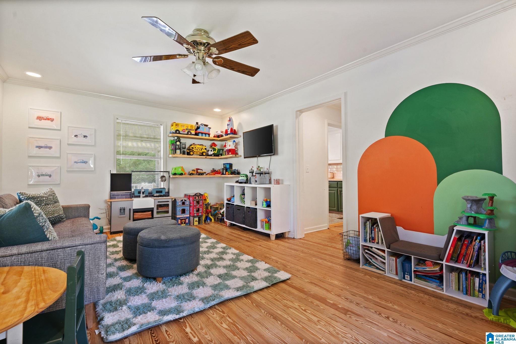 5200 SUTHERLAND ROAD