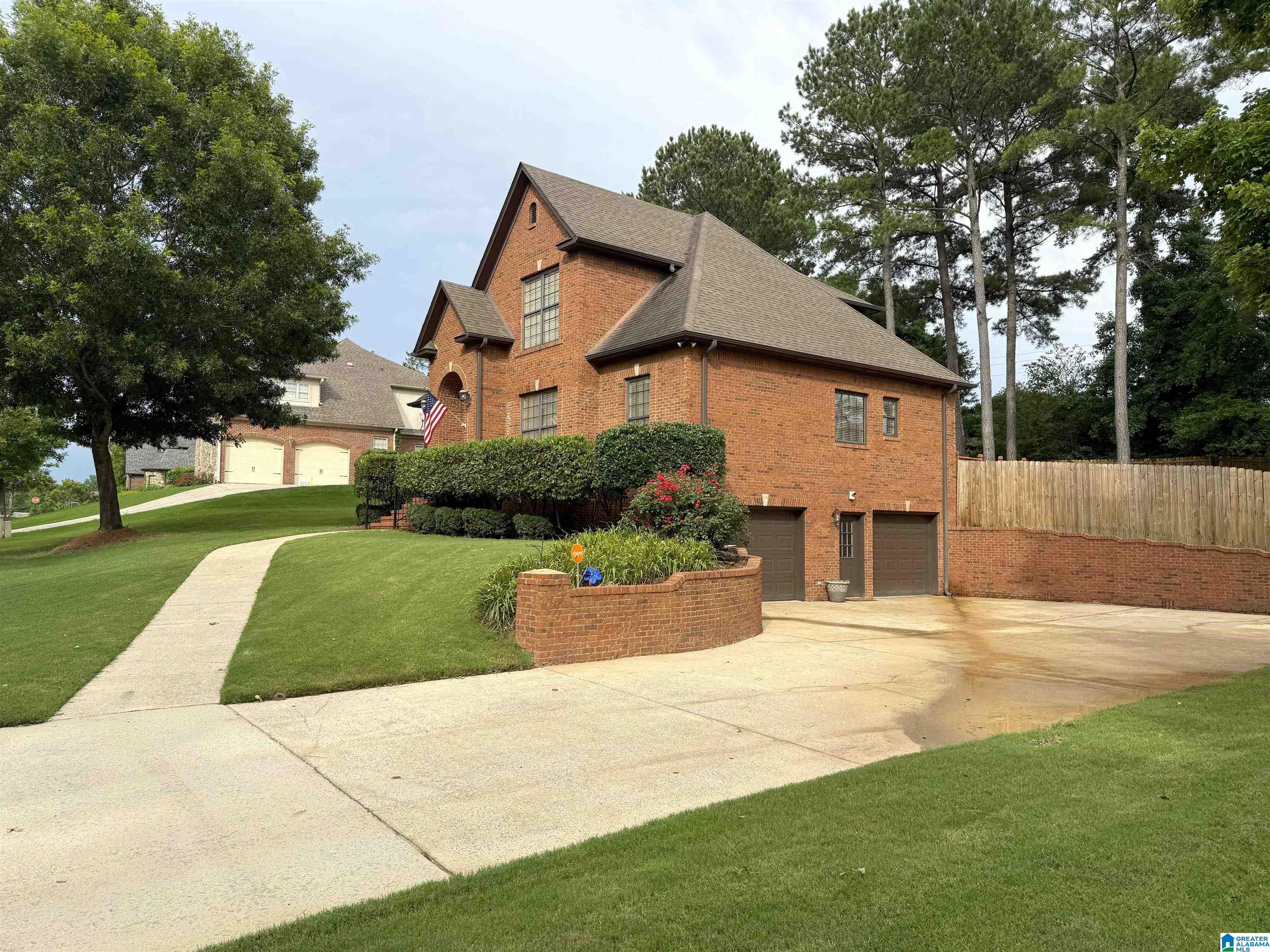 9455 AMBROSE LANE