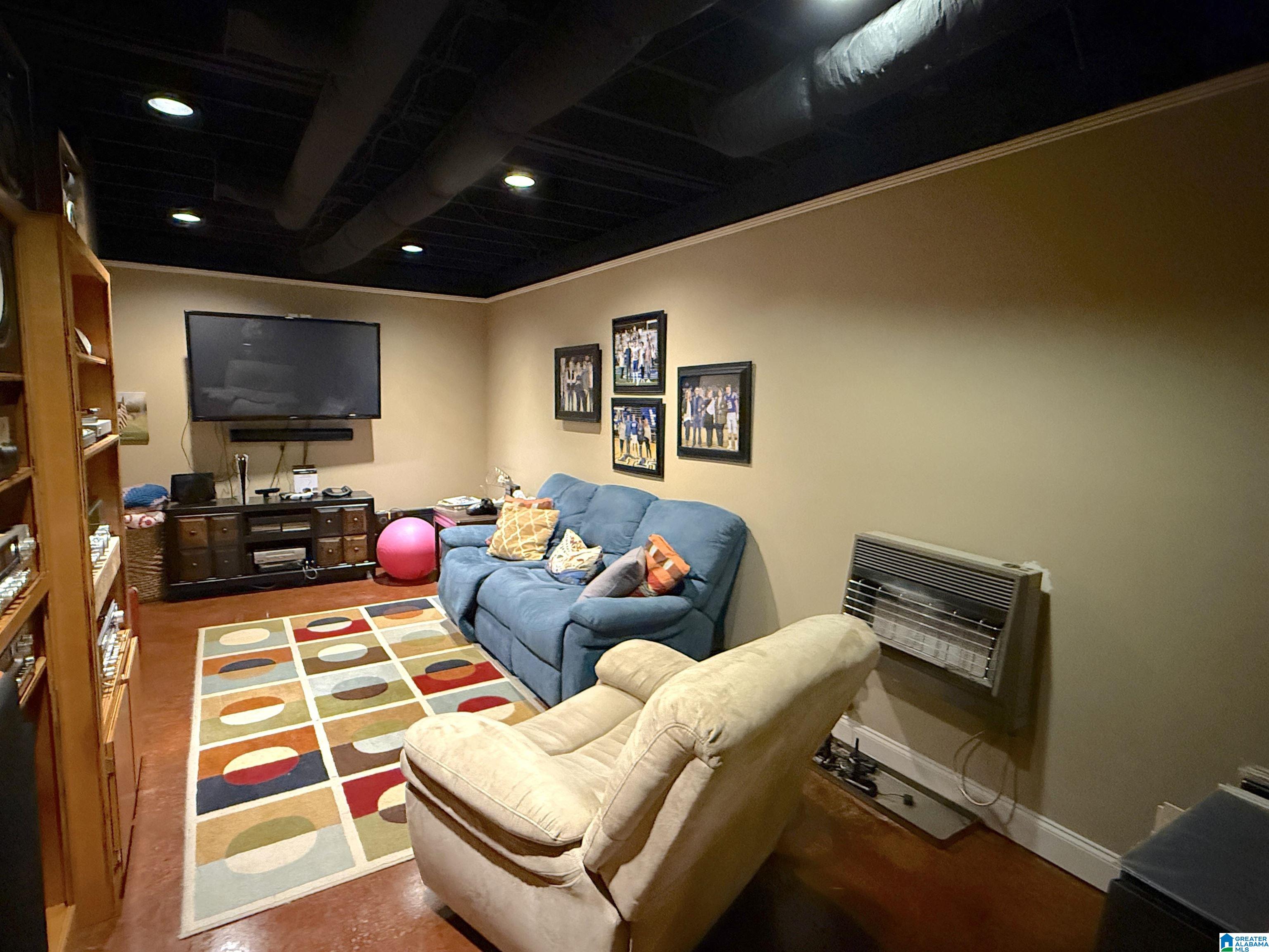 9455 AMBROSE LANE