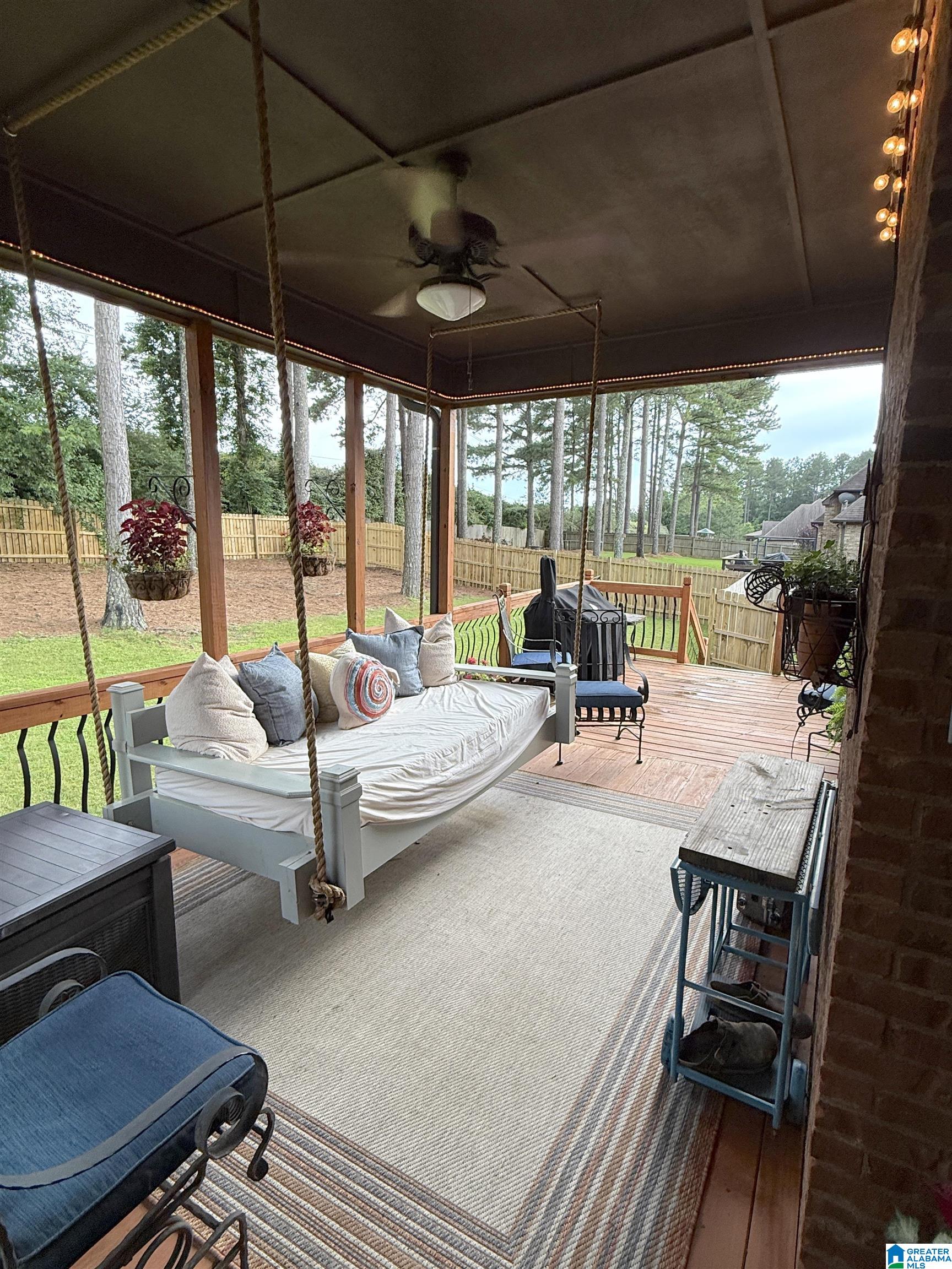 9455 AMBROSE LANE