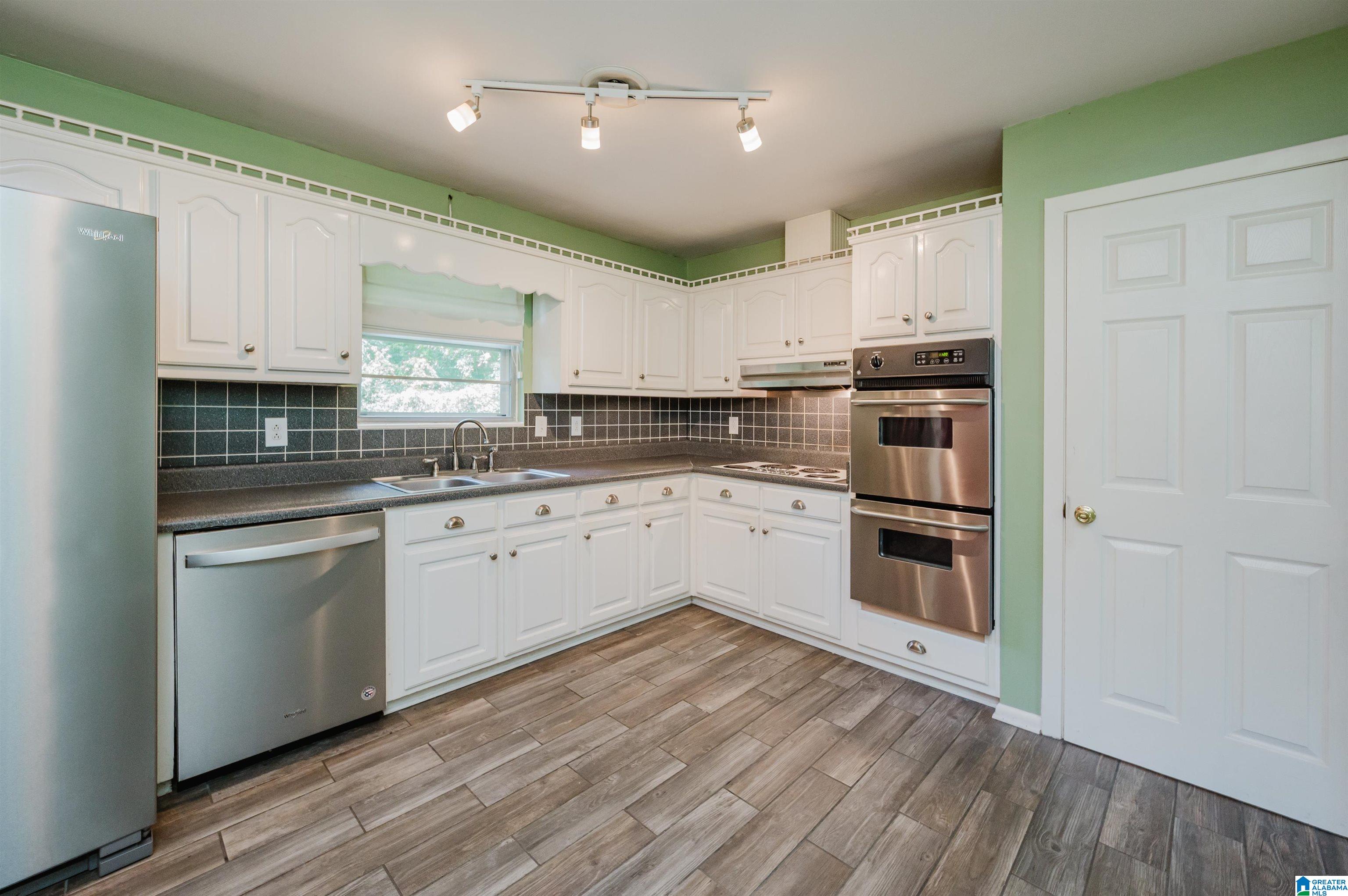 3204 WAXBERRY LANE