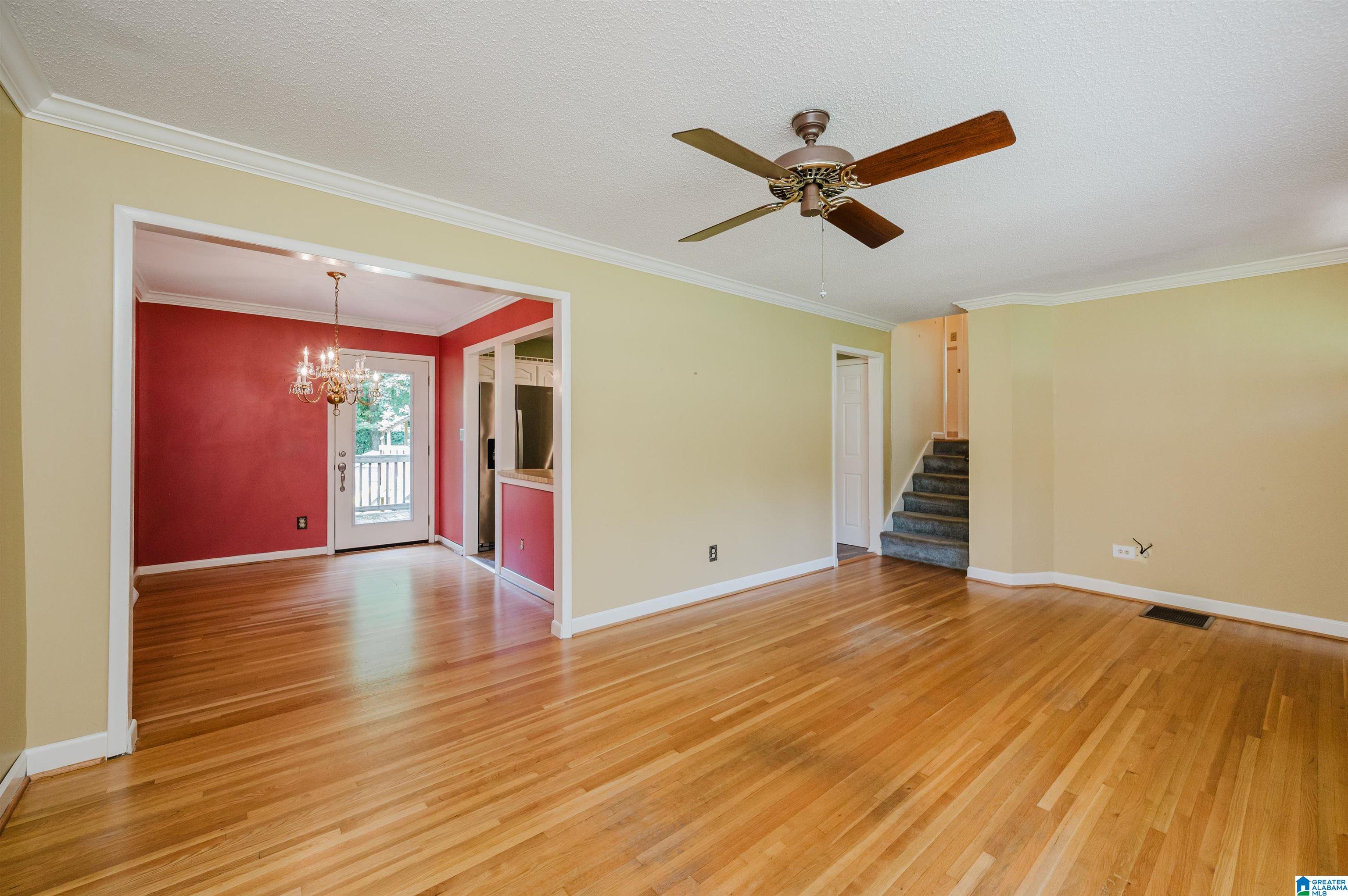 3204 WAXBERRY LANE