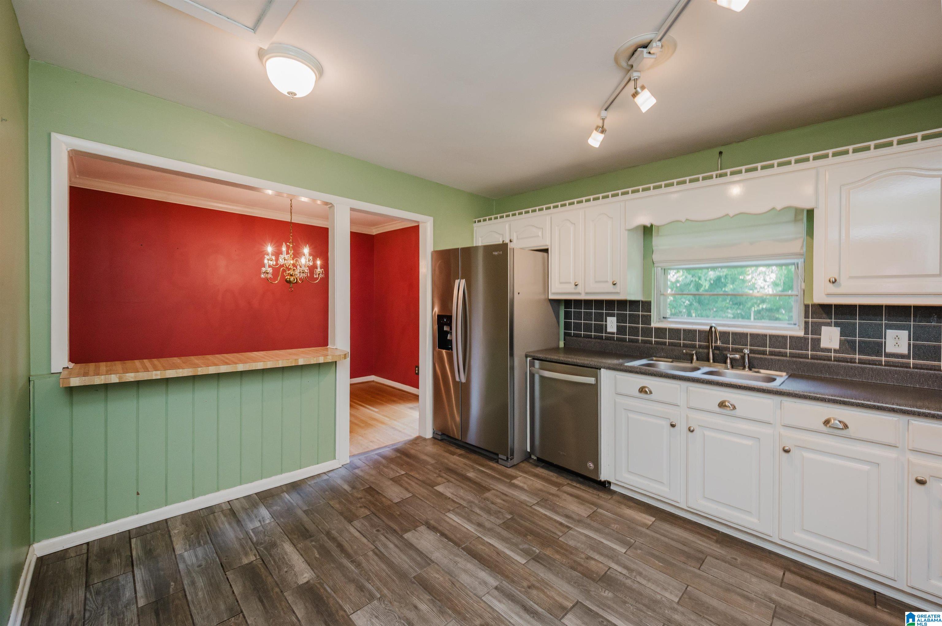 3204 WAXBERRY LANE