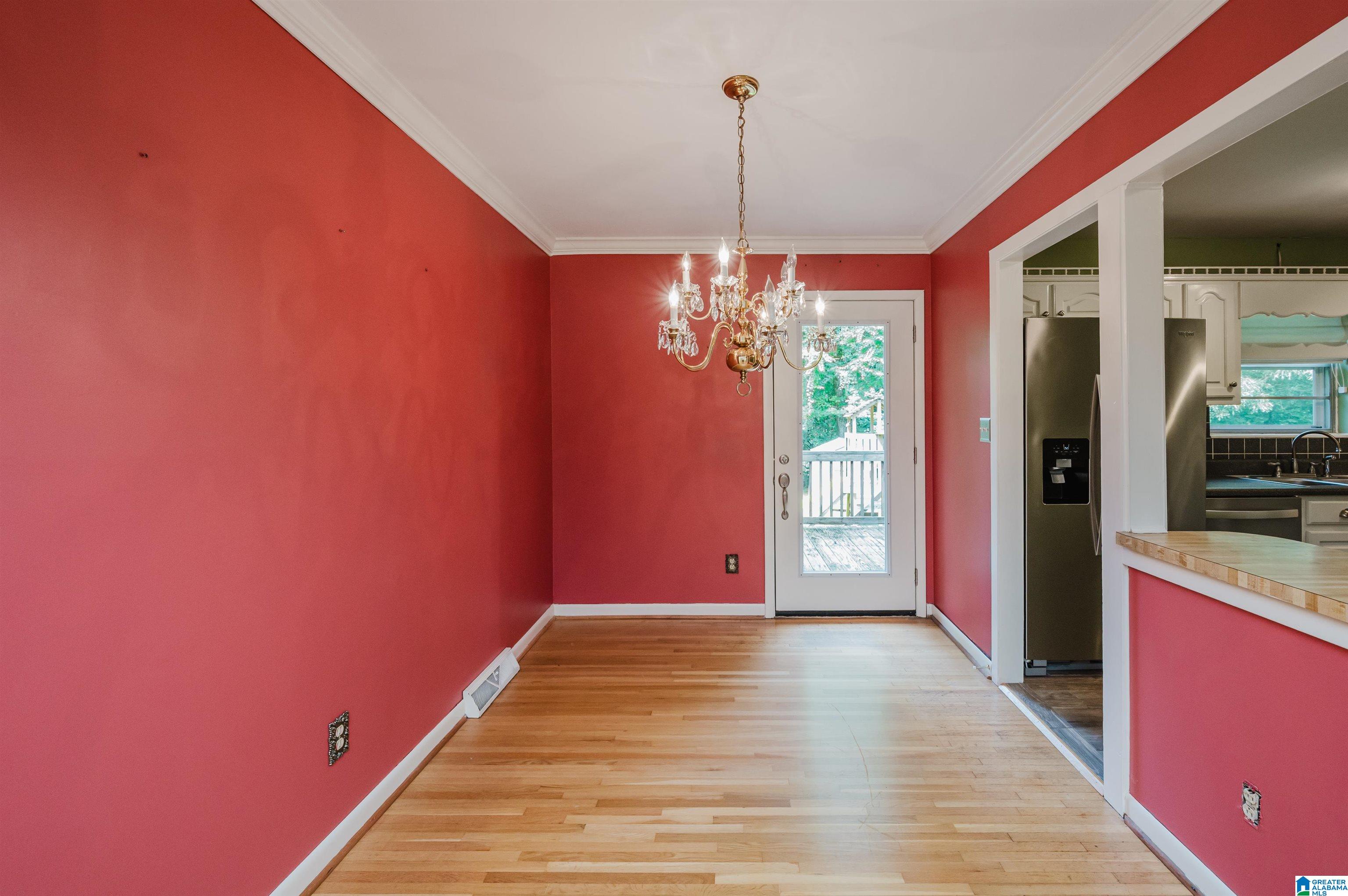 3204 WAXBERRY LANE