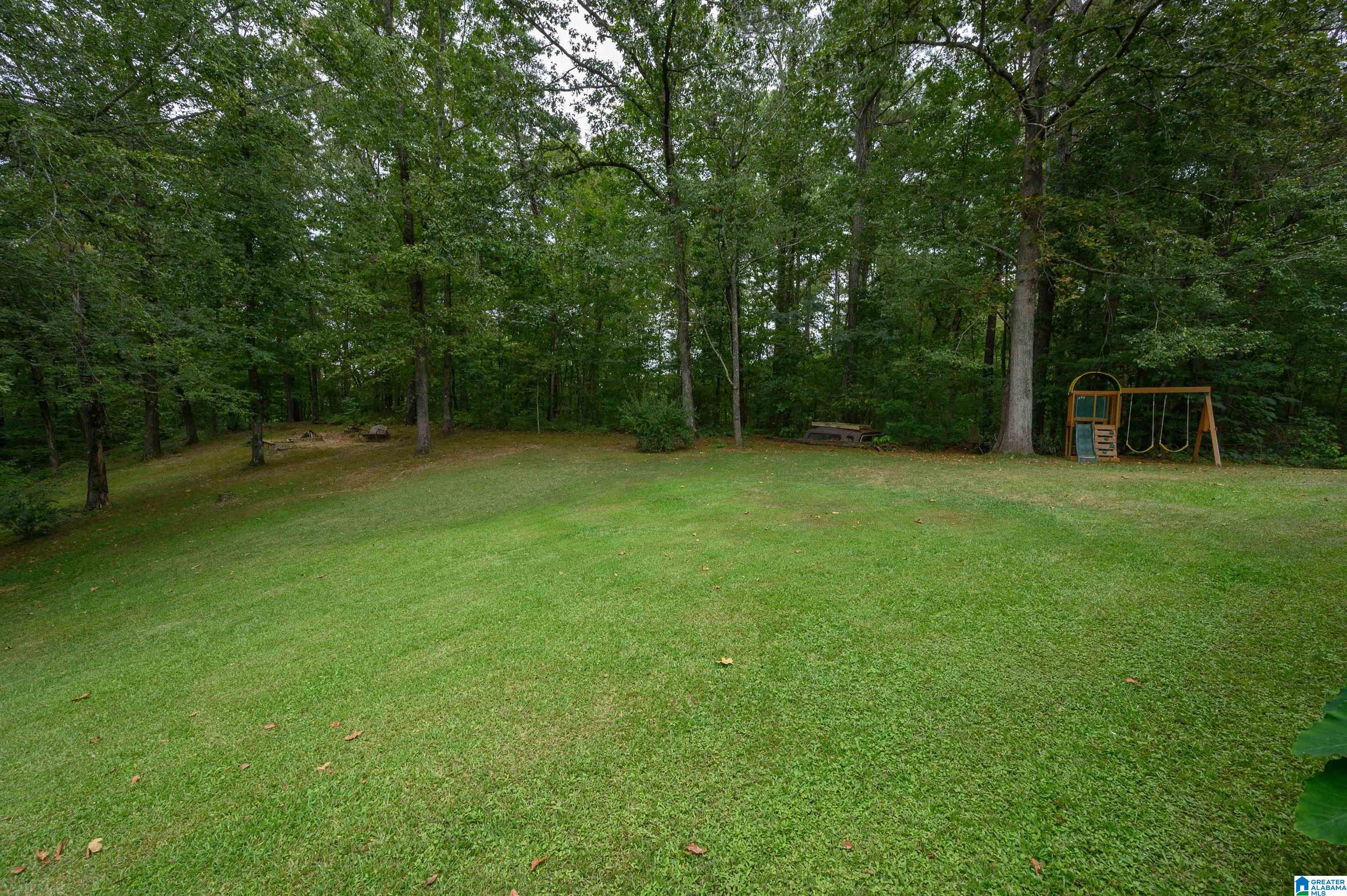 585 ROBBINS ROAD