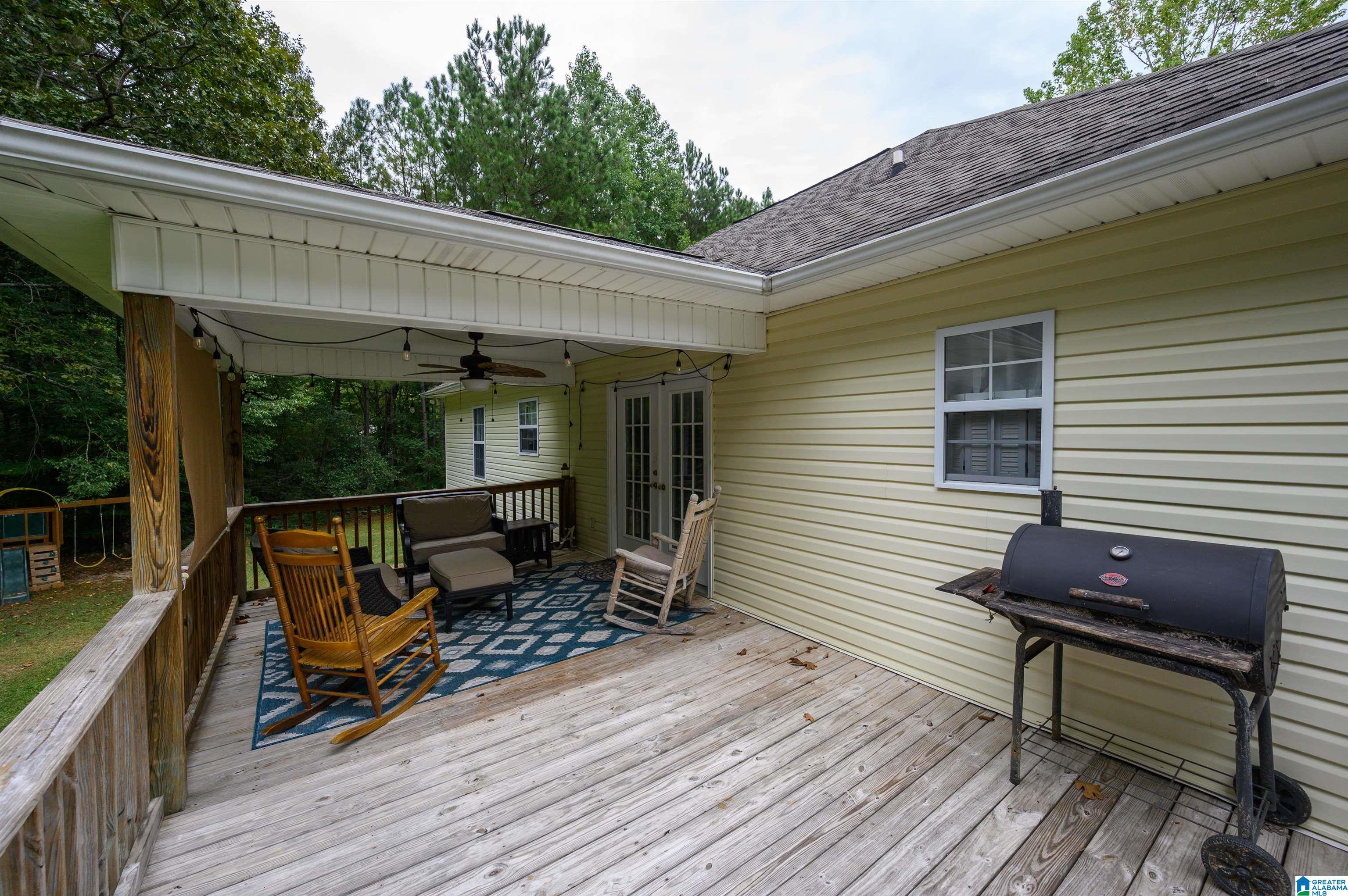 585 ROBBINS ROAD