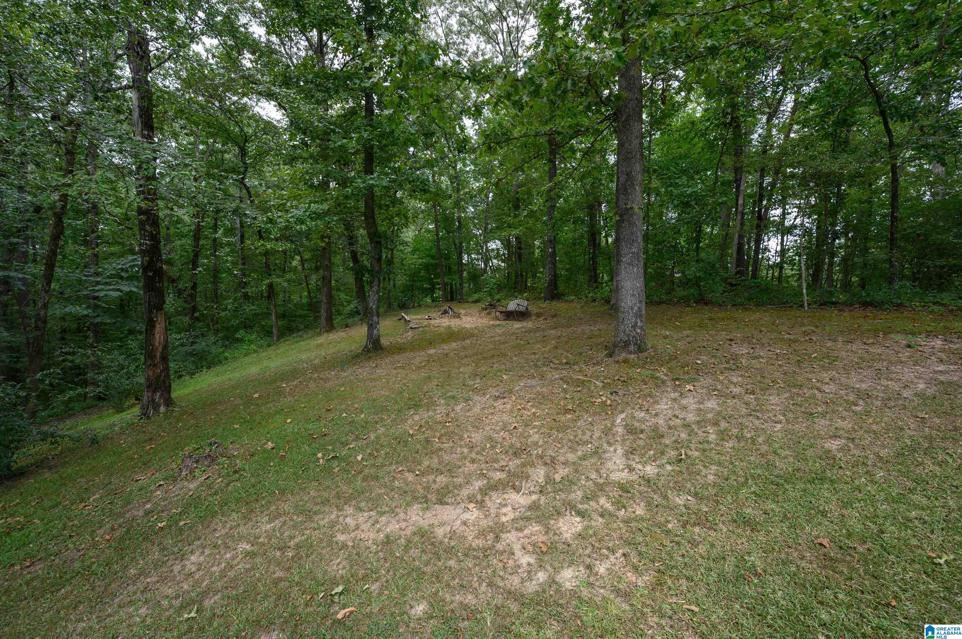 585 ROBBINS ROAD