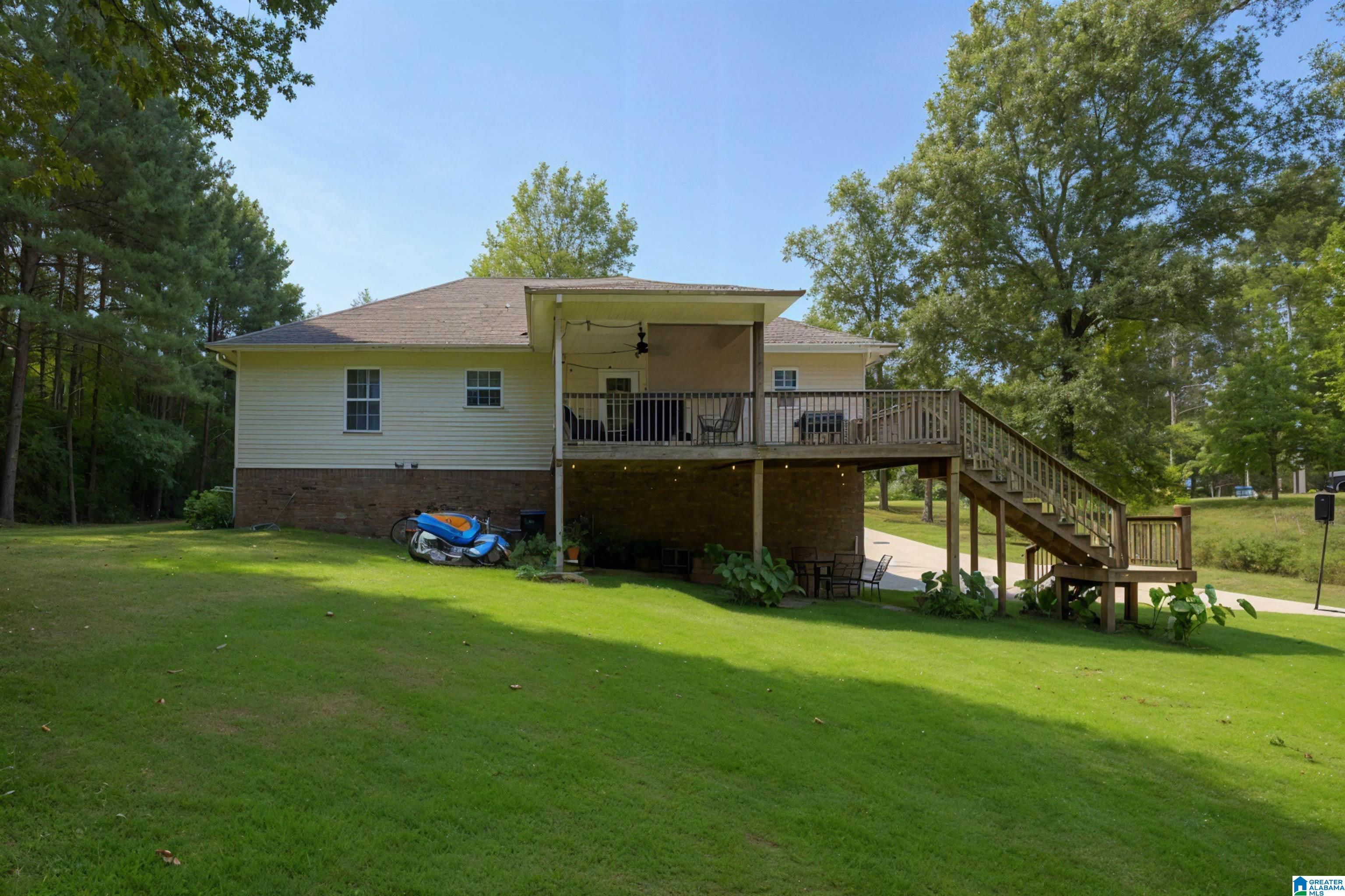 585 ROBBINS ROAD