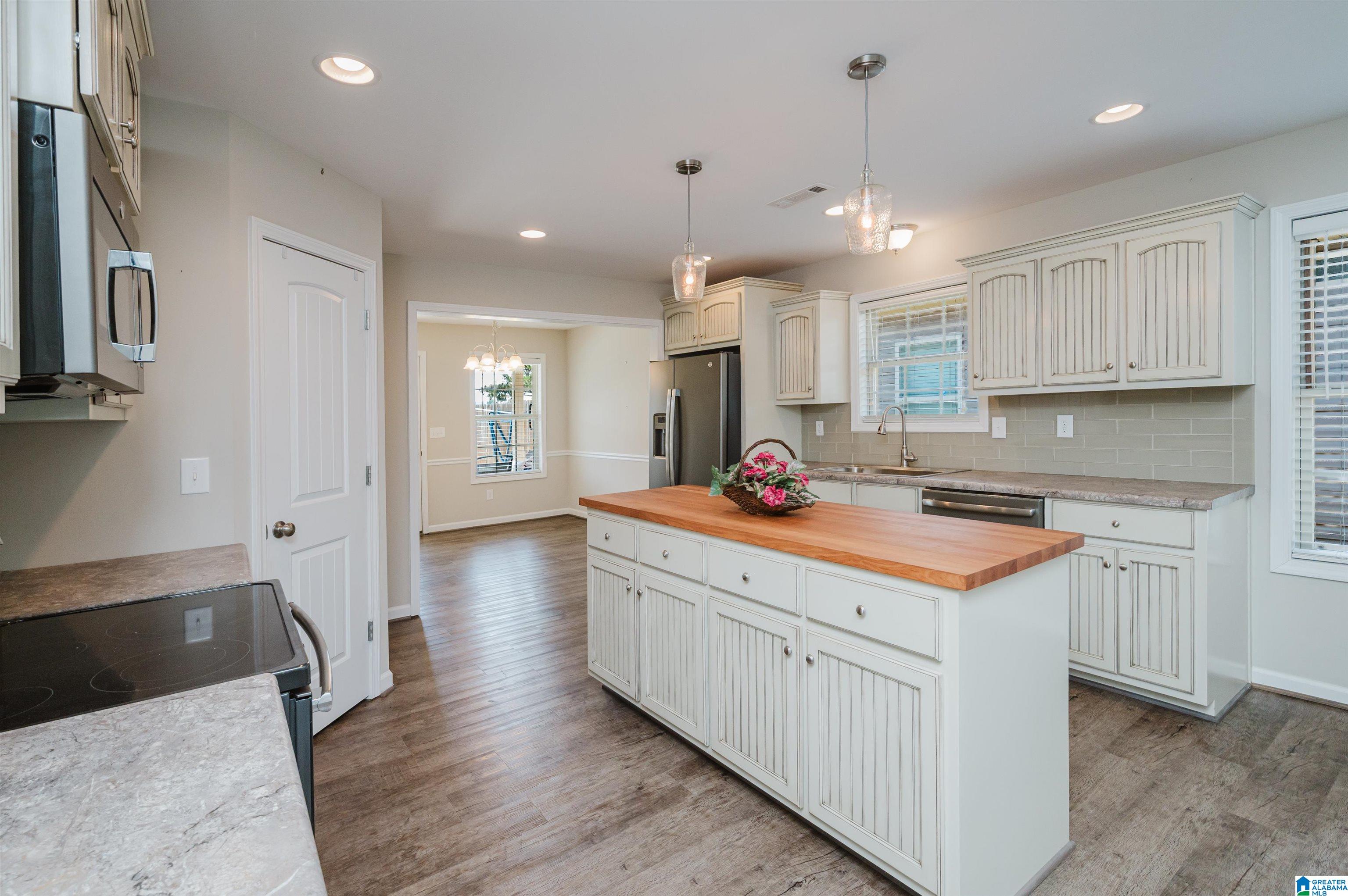 118 PARK DRIVE N