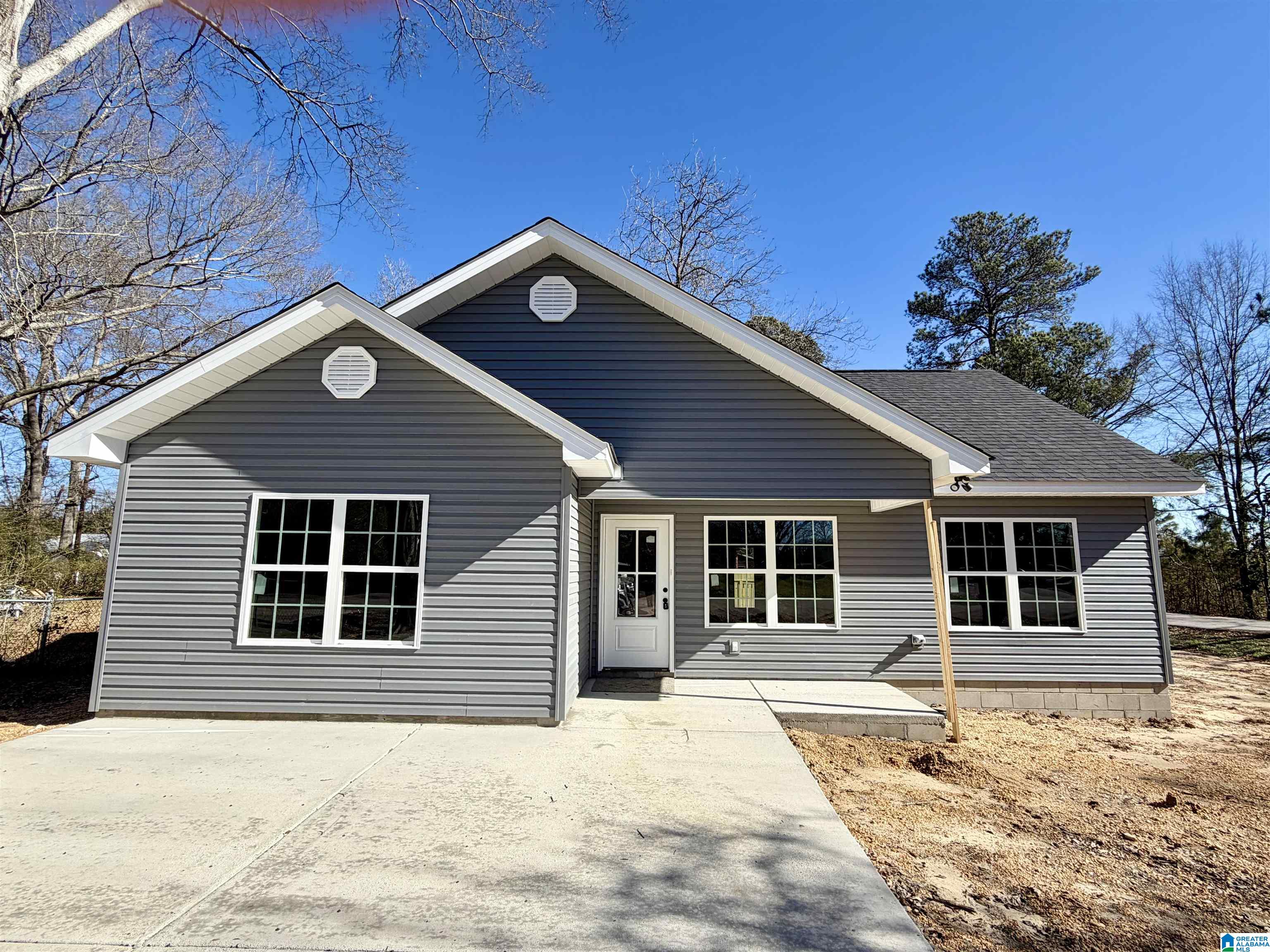 223 LOUISE STREET