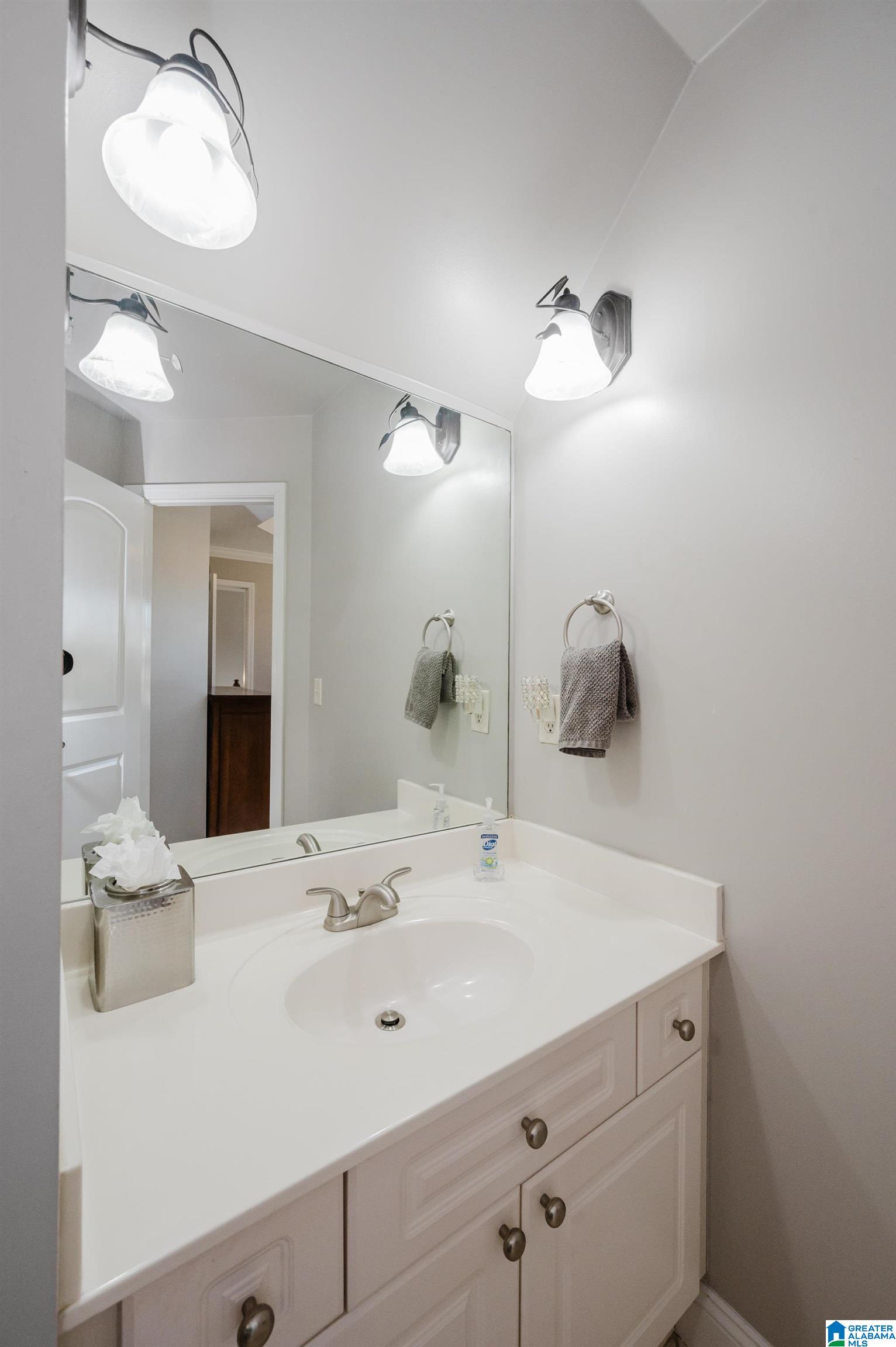 1420 WILLOW BEND