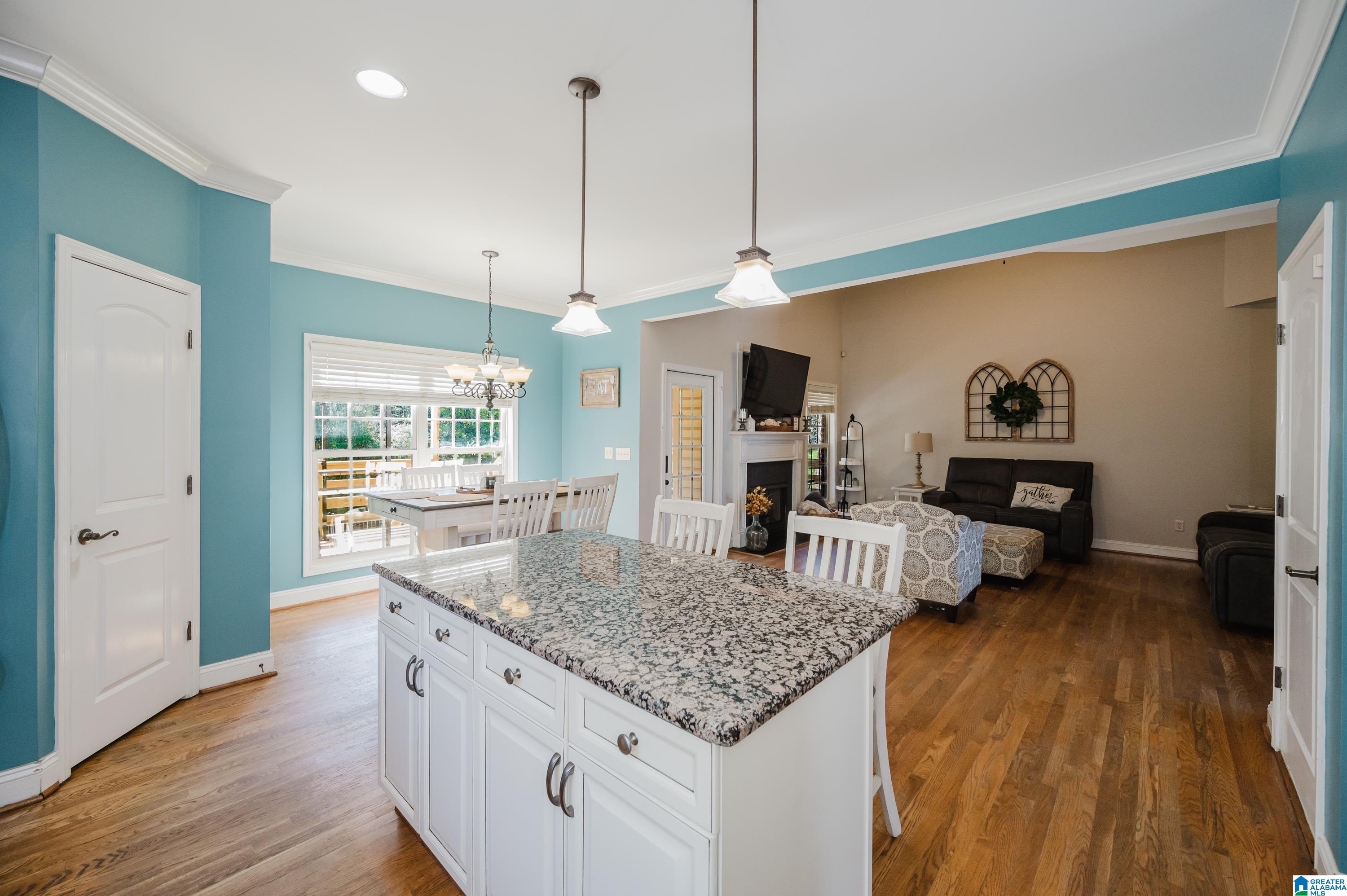 1420 WILLOW BEND
